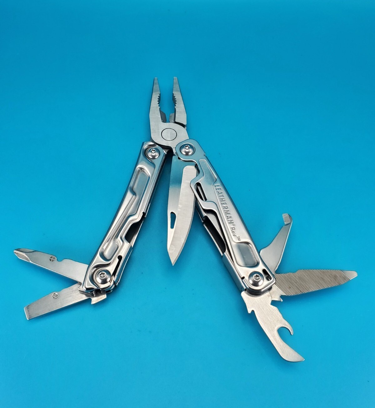 Leatherman Rev 3.8″ Multi-Tool, Stainless! OHIO CONTRACTORS ASSOCIATION