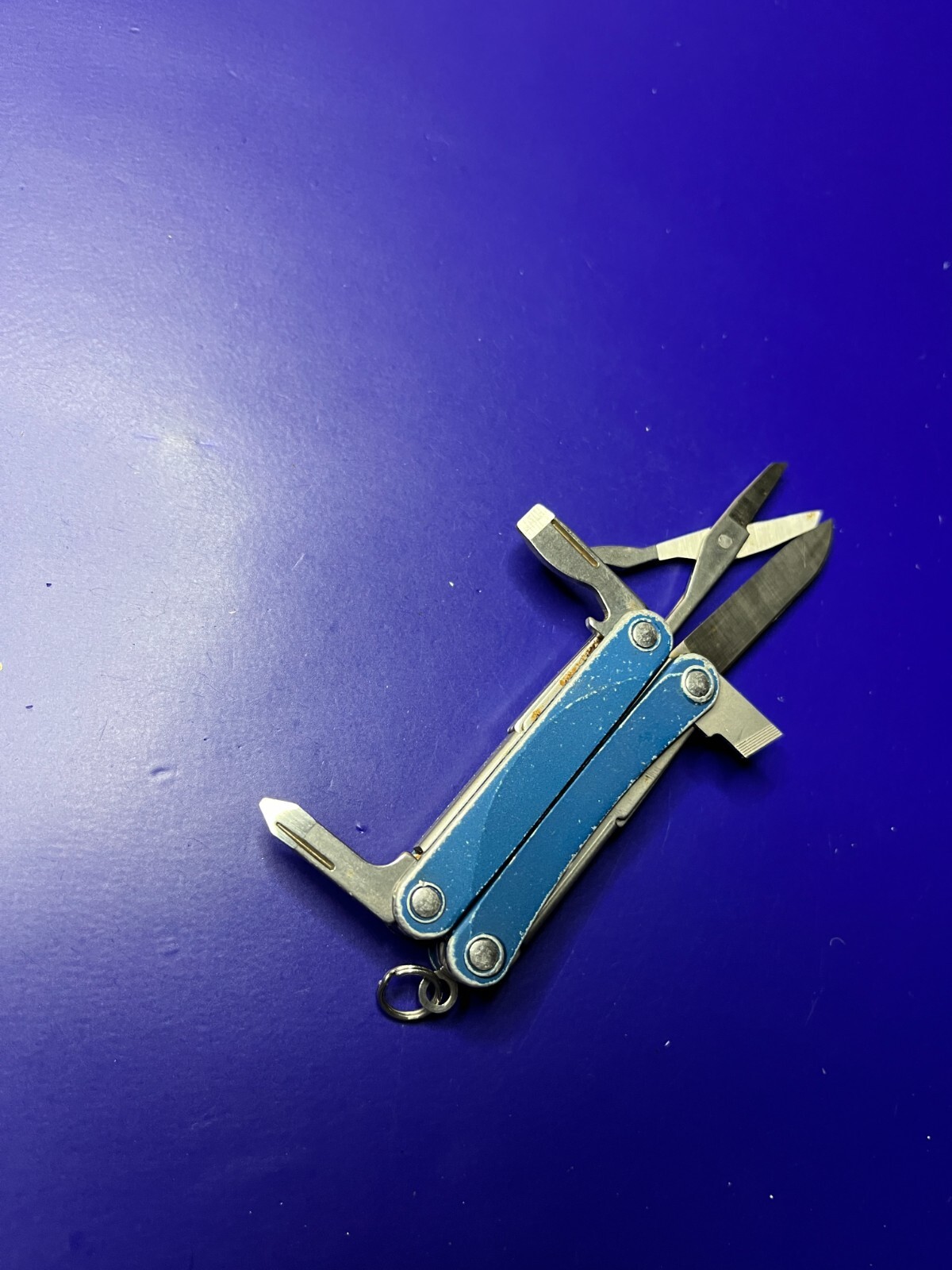 Leatherman Squirt PS4 Multi Tool, Knife, Pliers – Blue