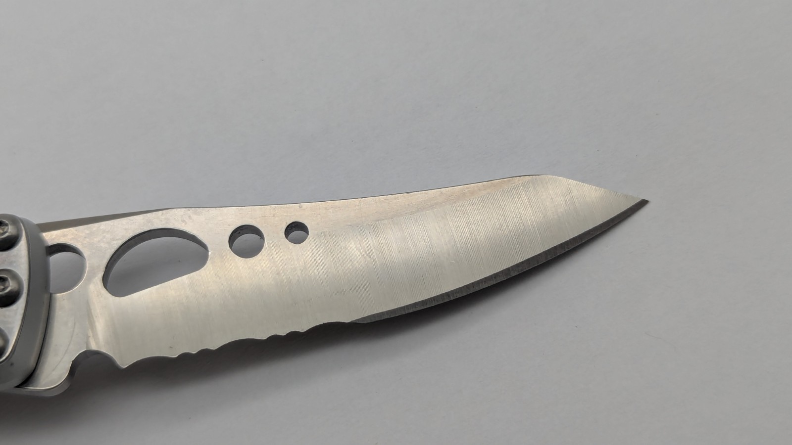 Leatherman Skeletool KBX SILVER Multi Tool SMALL Knives PRE OWNED NICE LOOK READ
