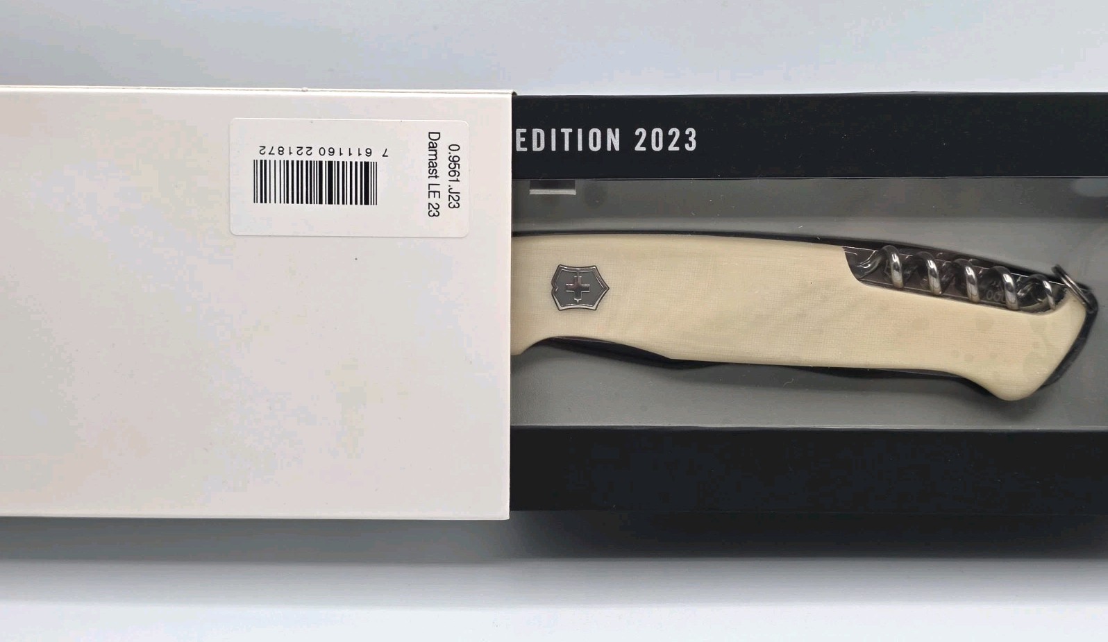 VICTORINOX RANGER 55 DAMAST 2022 Limited Edition Swiss Army Knife (0.9561.J23)