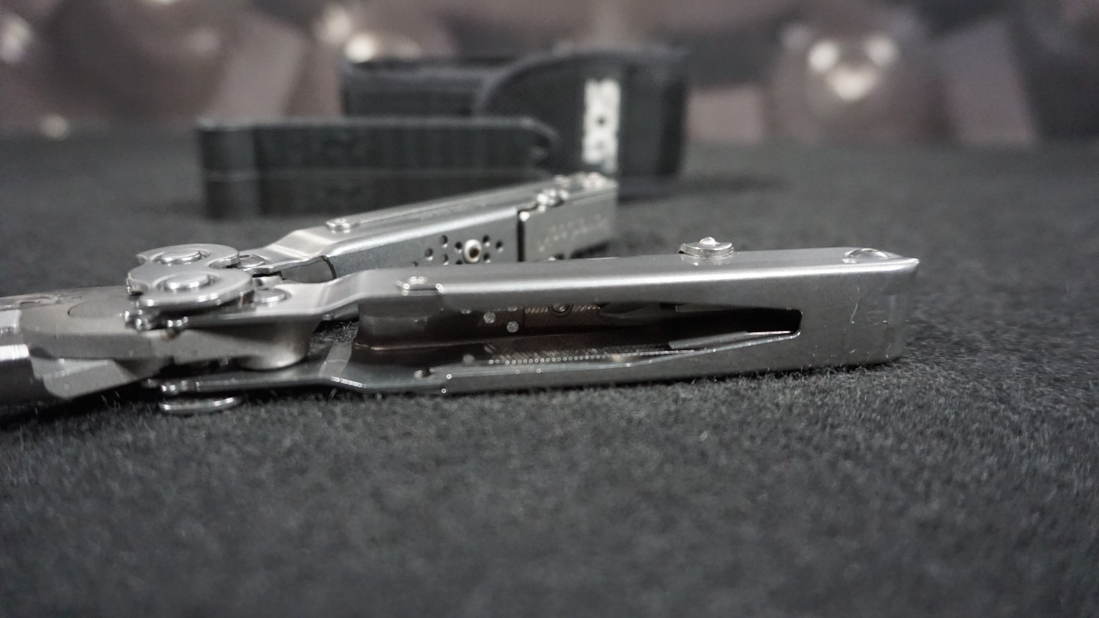 SOG PowerLock Black Oxide Multi-Tool w/ Sheath & Hex Bit Kit