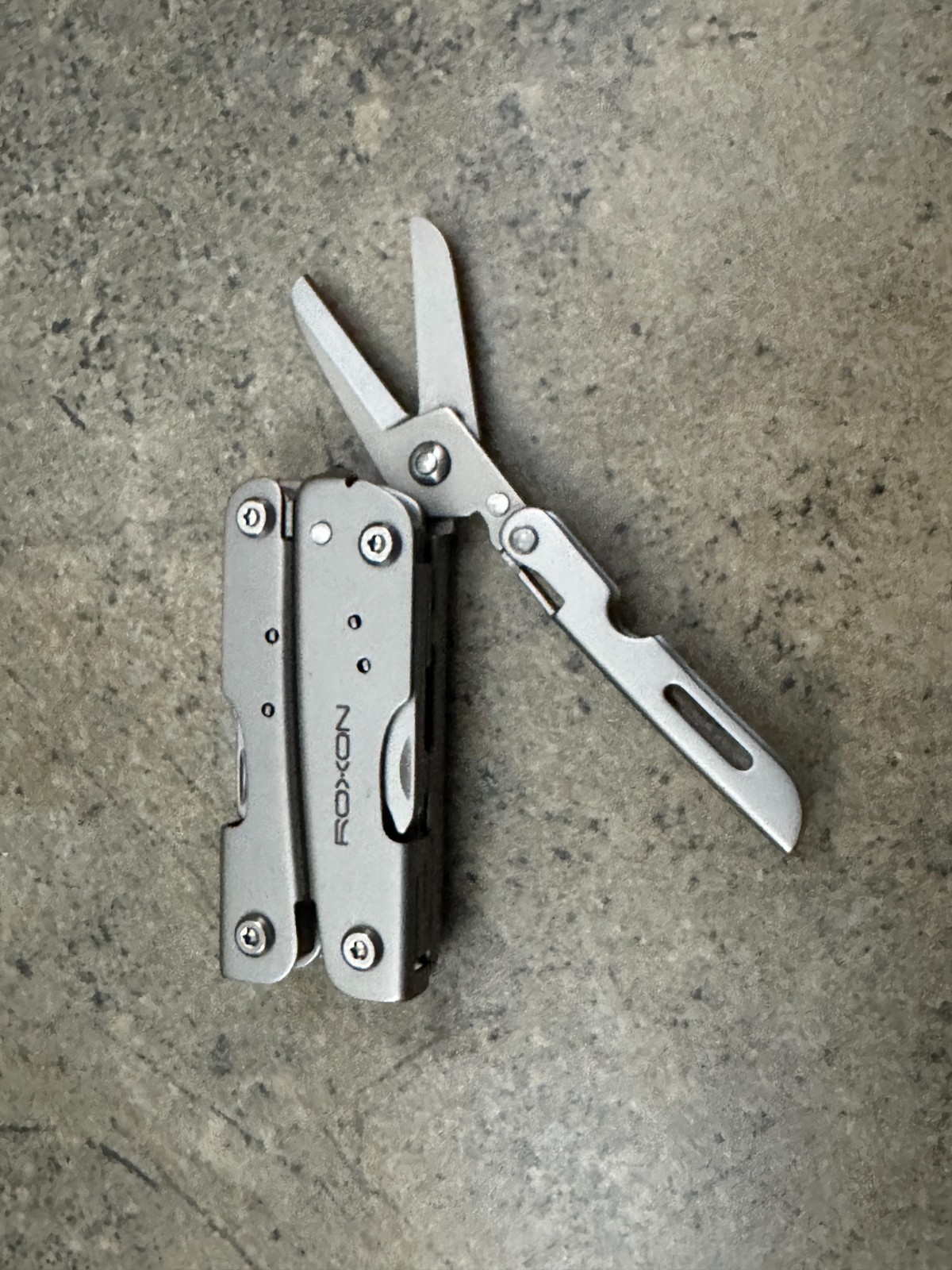 Roxon M2 14-in-1 Mini Multitool – 14 Tools – M2