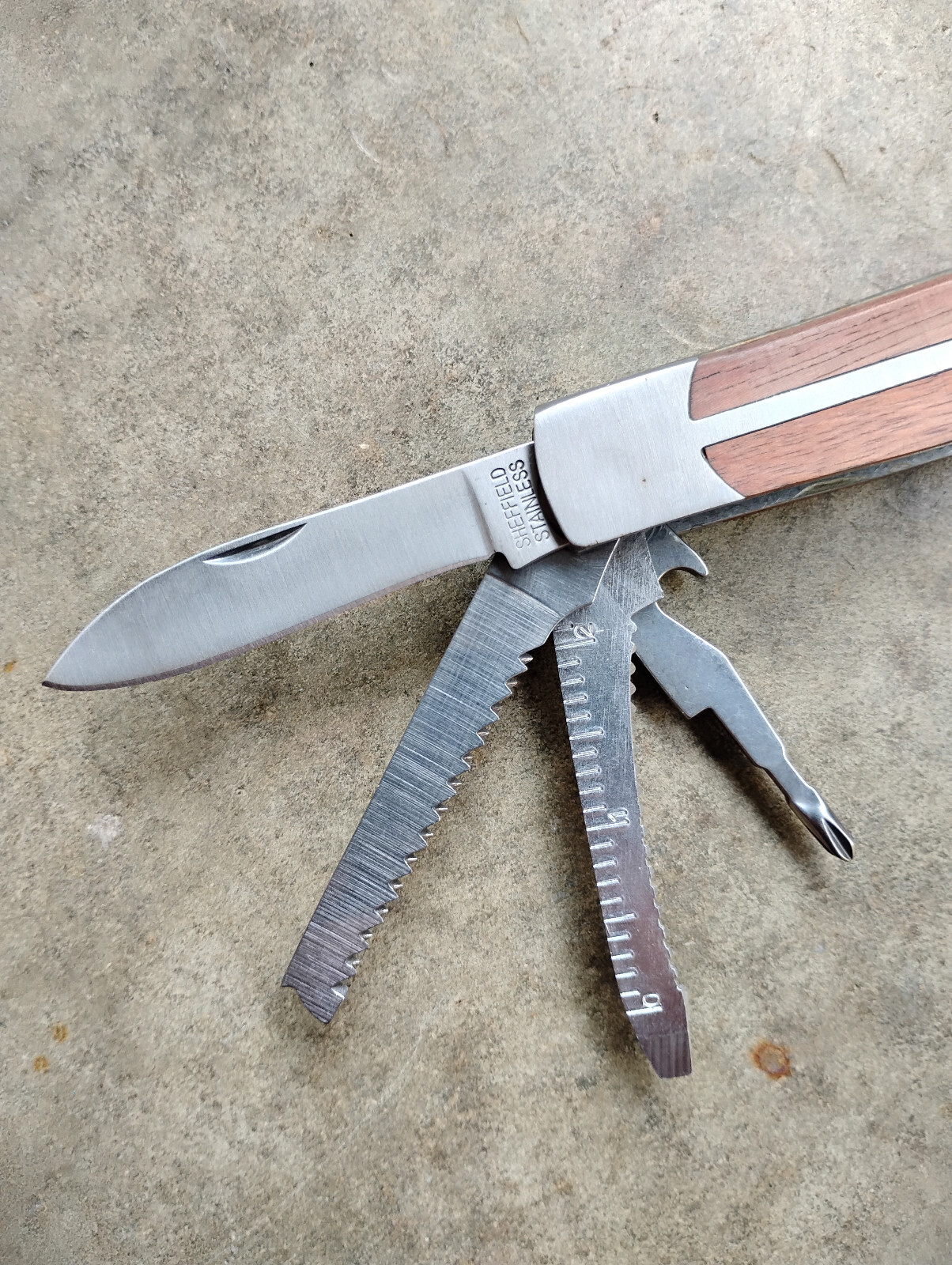 SHEFFIELD MULTI TOOL HATCHET SAW w/ SHEATH