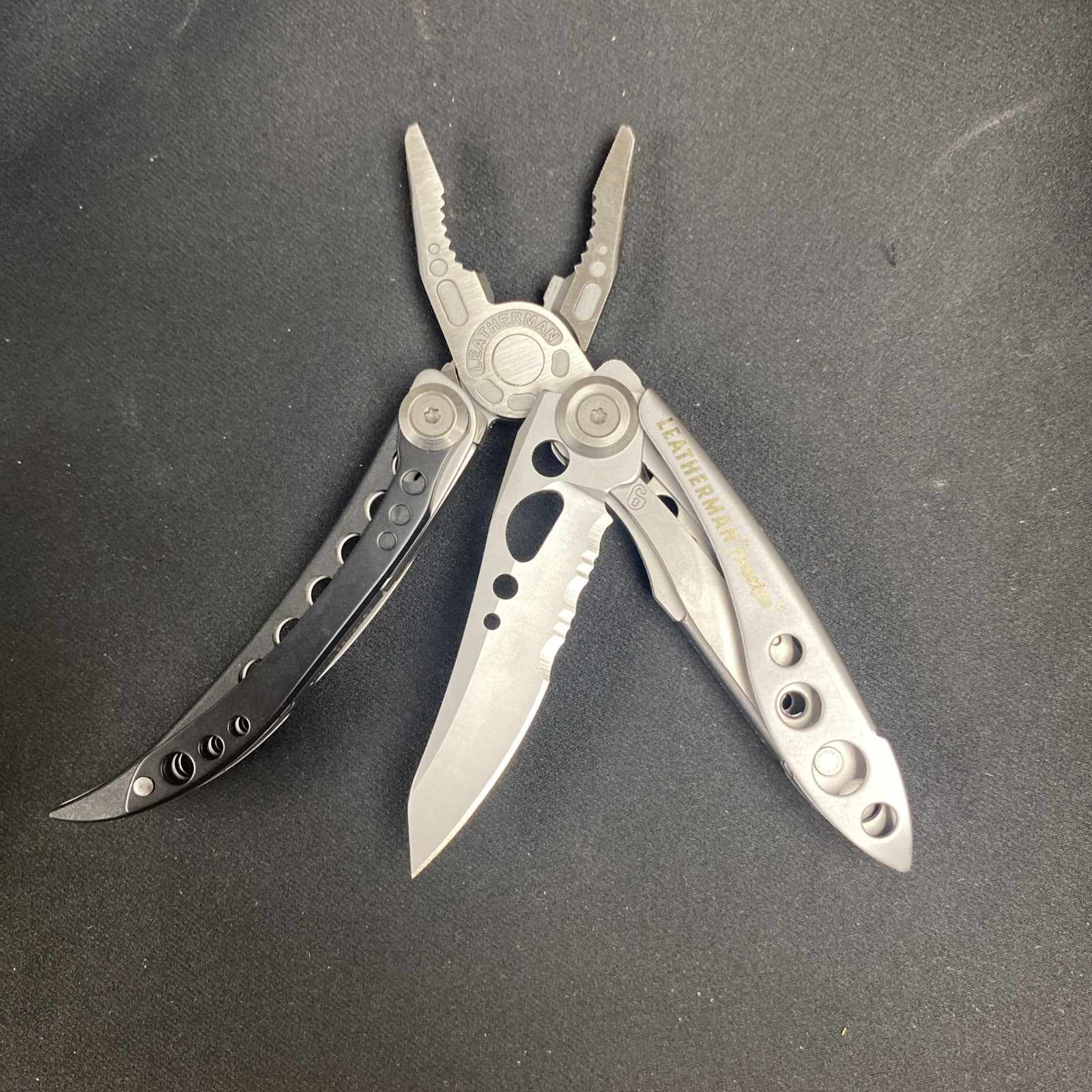 Collectible, Leatherman Freestyle multitool 831078 Discontinued SEE DESCRIPTION