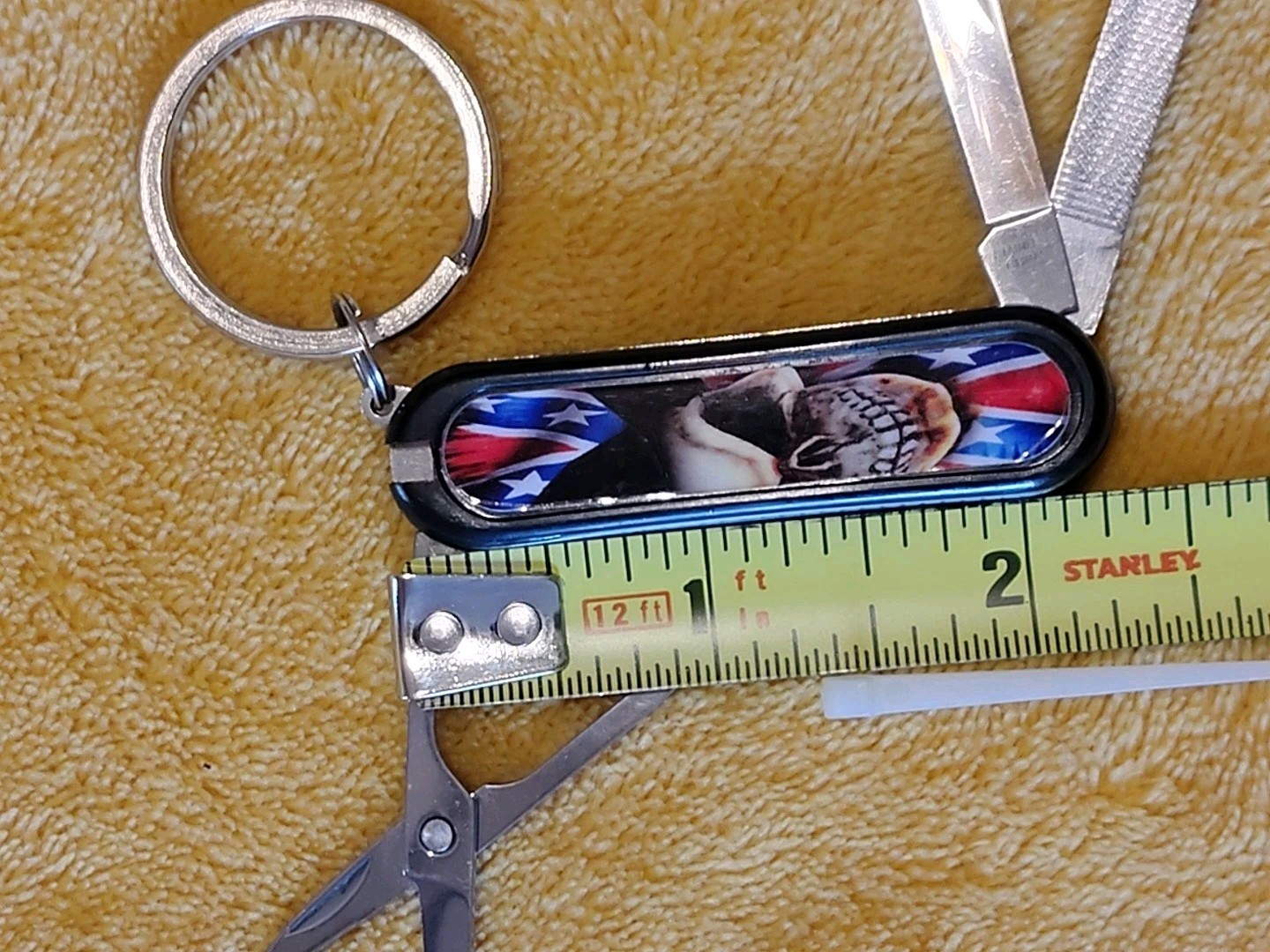 Mini Multi-Tool Keychain Pocket Knife – Skull Art w/ Stars & Stripes – 7 Tools