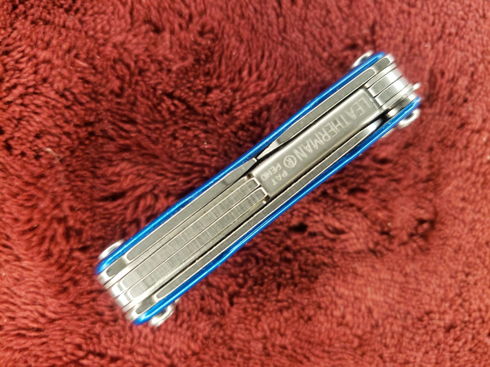 🔪 Leatherman Squirt S4 Multi-Tool Blue