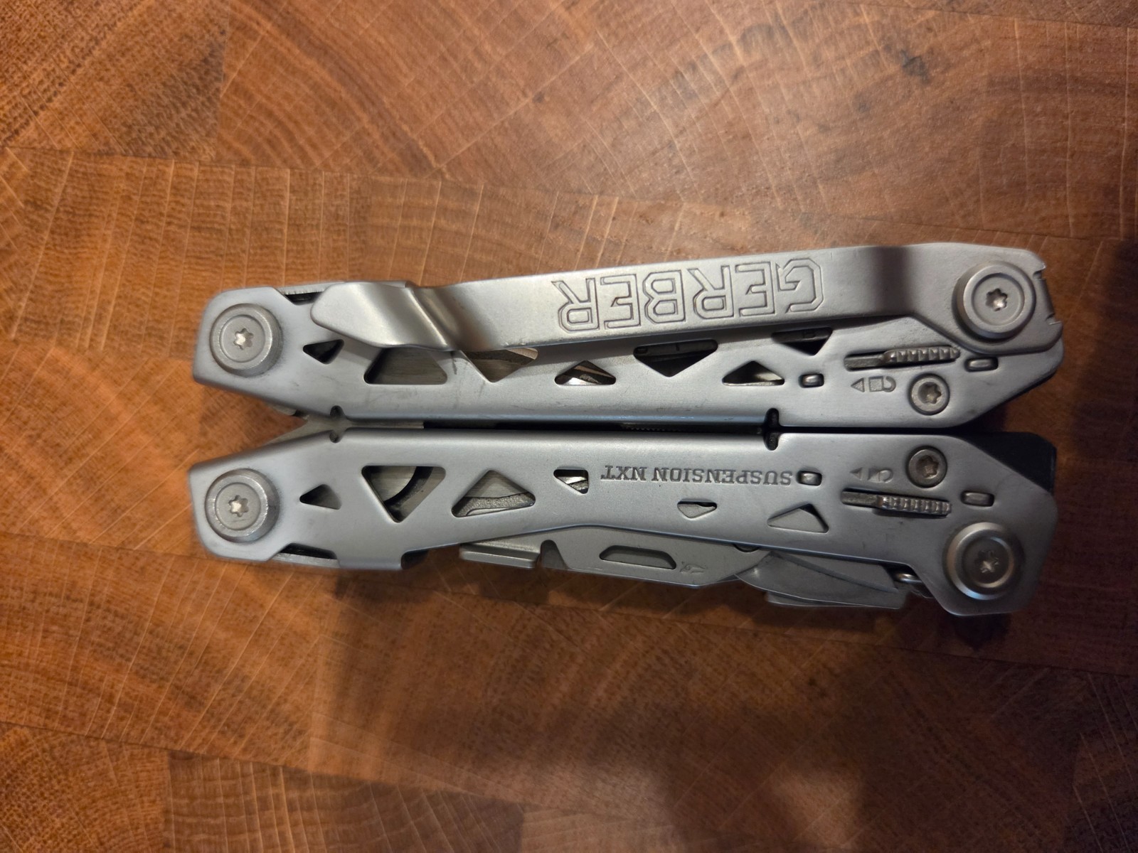 Gerber Suspension NXT Multi-Tool Excellent Condition EDC Stainless steel 15 Tool