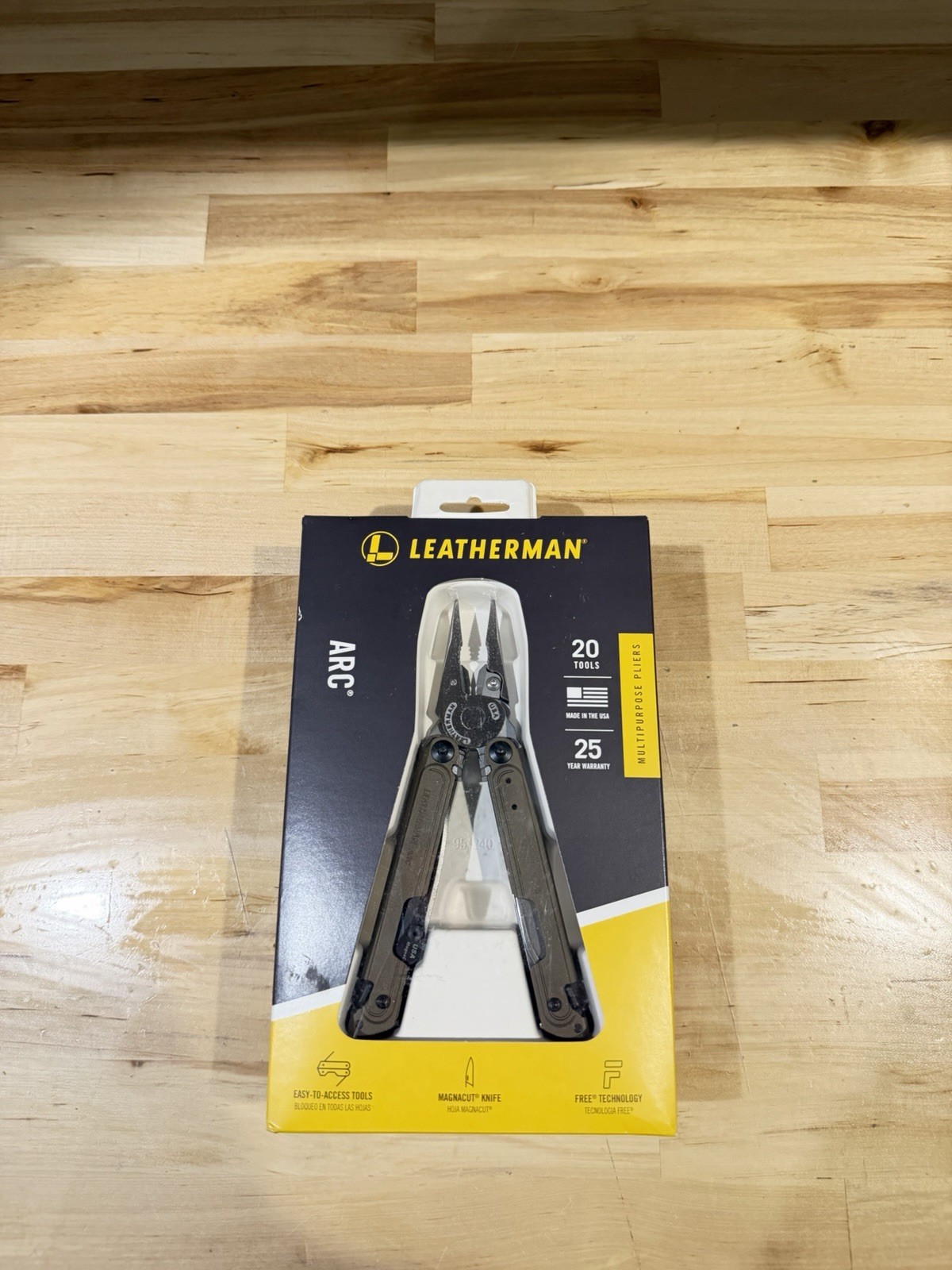 LEATHERMAN ARC TALOS MULTI-TOOL MULTIPURPOSE PLIERS & 20 TOOLS (NEW SEALED) NEW