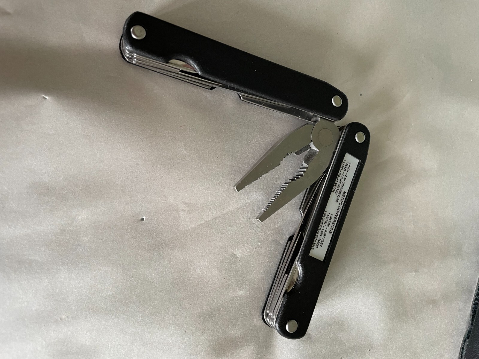 KR TOOLS, 15 Function Multi-Pliers Bluntnose Tool Carry Case