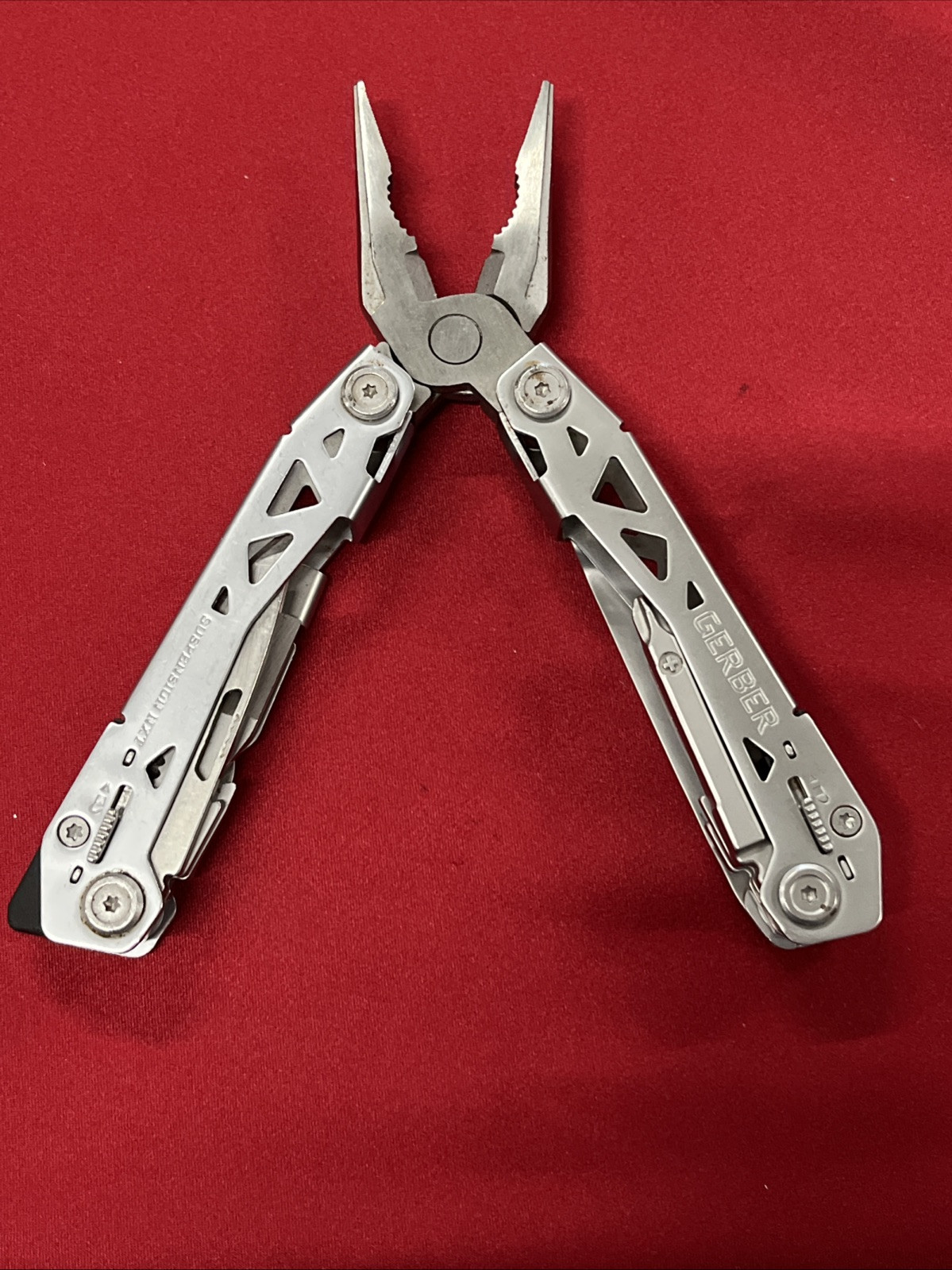 Gerber Suspension NXT Multi-Tool Pliers Silver Toned 31-003345