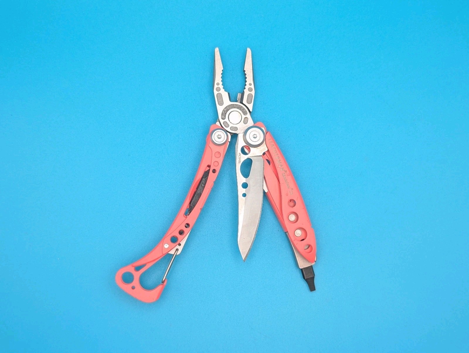 Leatherman Skeletool CX Multitool Plain Edge Knife! WITH SHEATH!