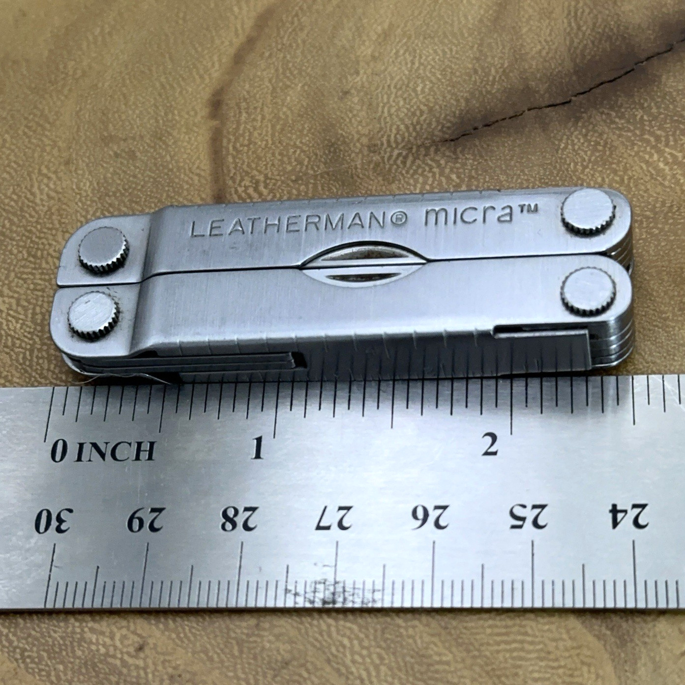 1 Leatherman Micra Stainless Mini Multitool Knife, Stainless Dated 10/09 *READ*