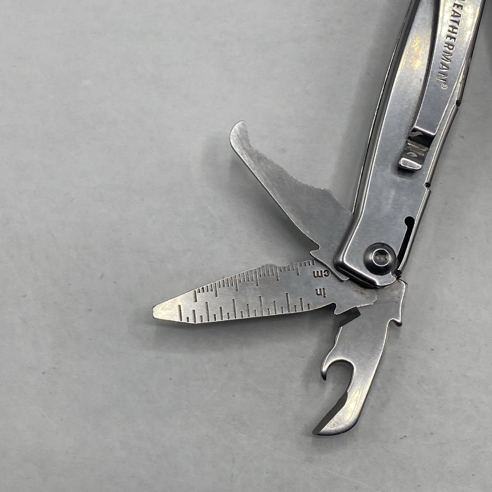 Leatherman Rev 3.8″ Multi-Tool, Stainless!