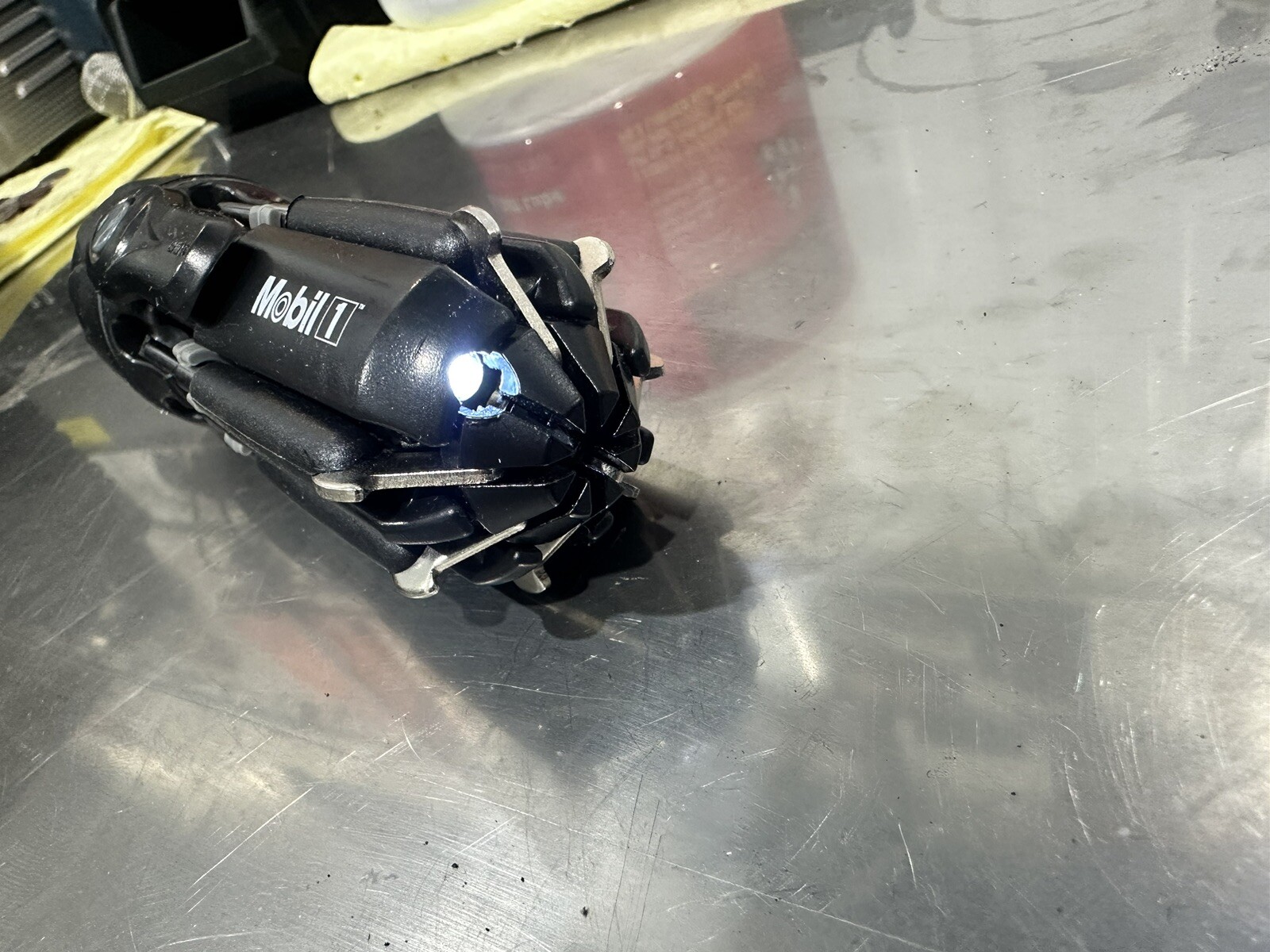 Mobil 1 Promo Multi-Tool Leed’s 1430-28BK Led Light Multiple Drivers Light Works