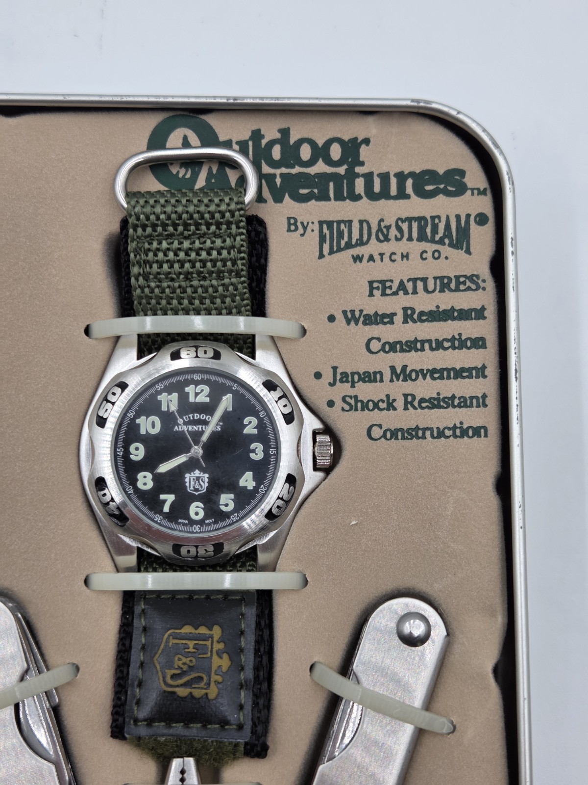 Field & Stream Men’s Watch & 8 Function Multi-Tool Gift Set • Black/Green Watch