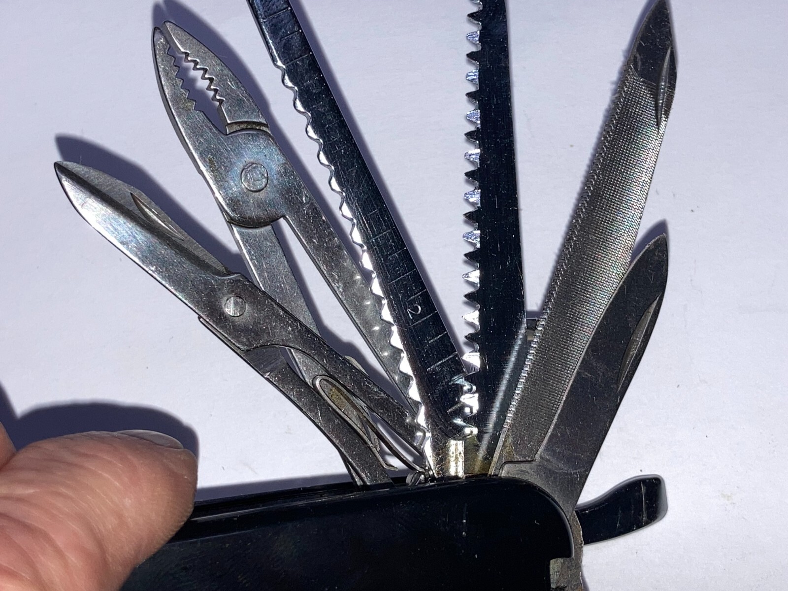 Large BLACK (17-n-1) 30-Function Camping Knife-New, Dealer Old Stock Circa 1998