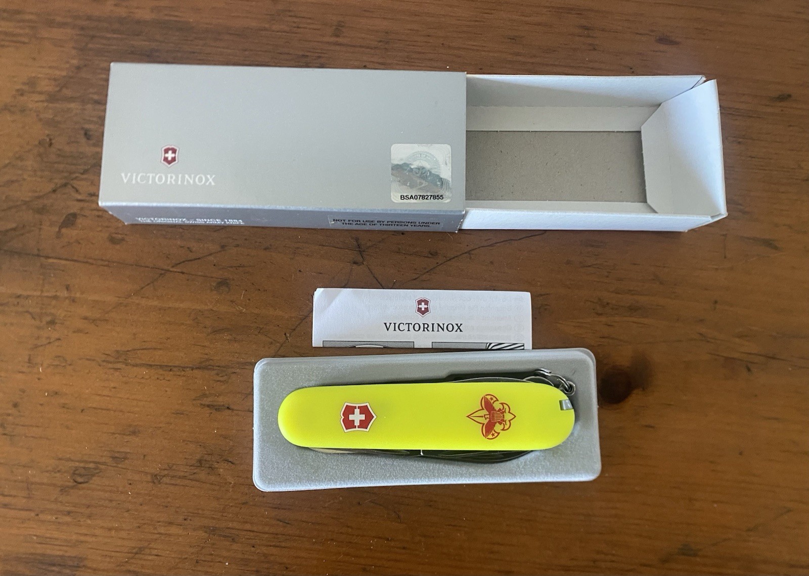 Victorinox Yellow Multi-Tool Swiss Army Knife Boy Scouts 6 Tools Stainless Steel