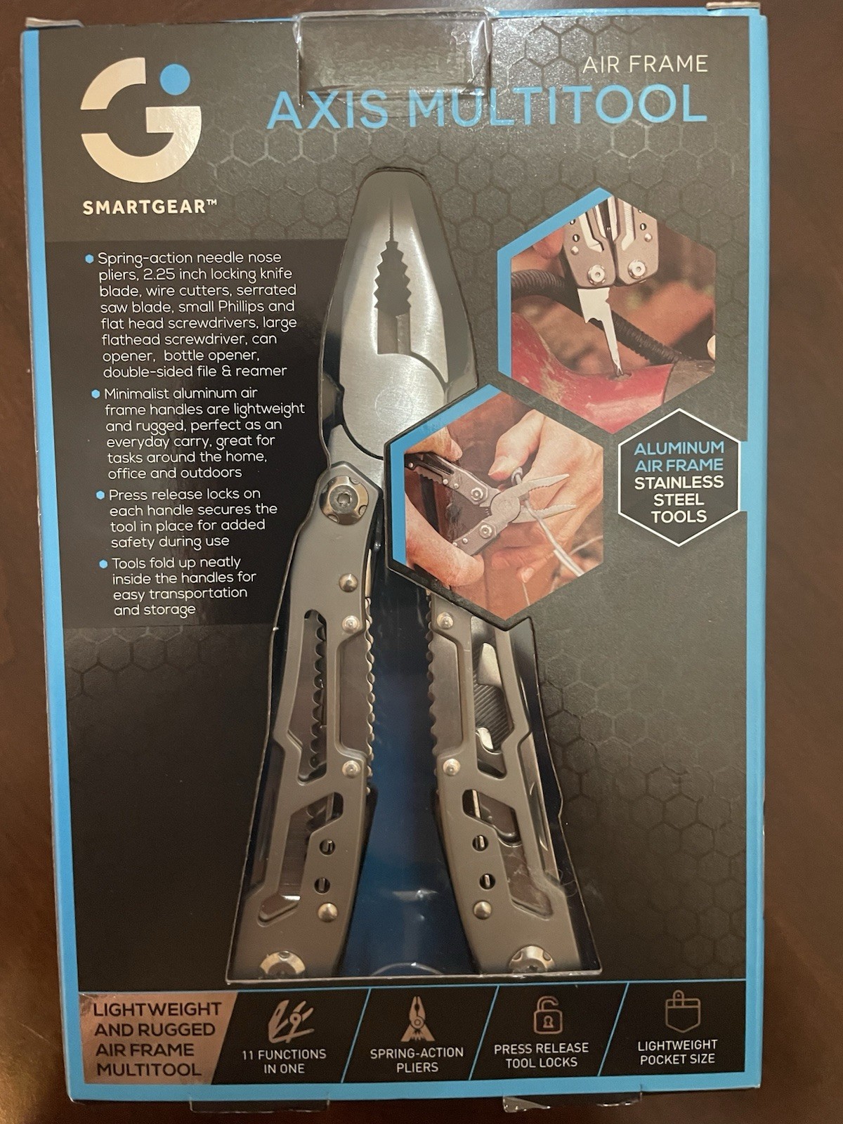 SmartGear Axis Multitool Air Frame 11-in-1 Spring Action Pliers New Sealed