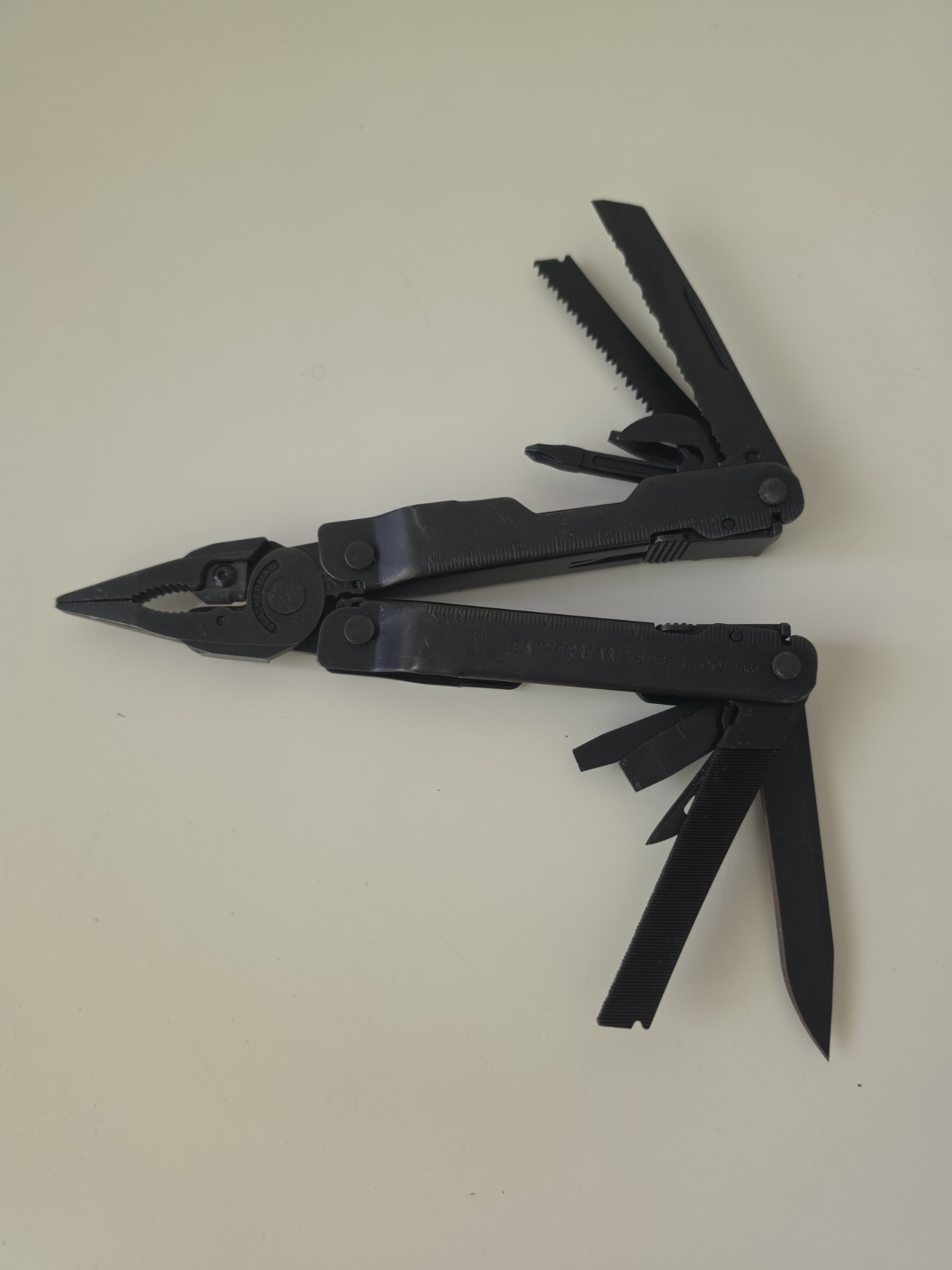 Leatherman Super Tool 300 Multitool Black Oxide