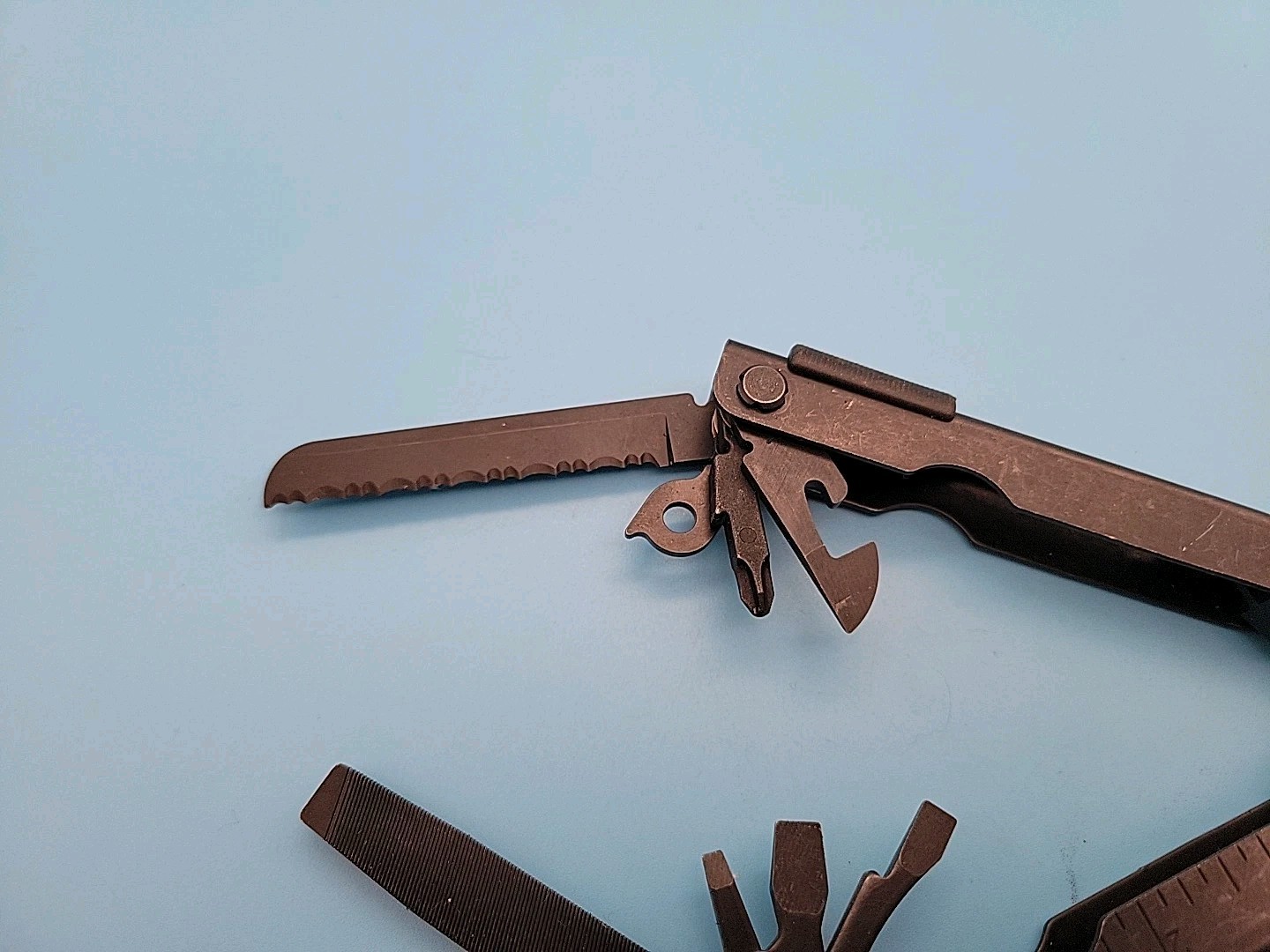 Gerber Multiplier MP600 Multi-Tool – Black – Needle Nose Carbide Cutter Pliers