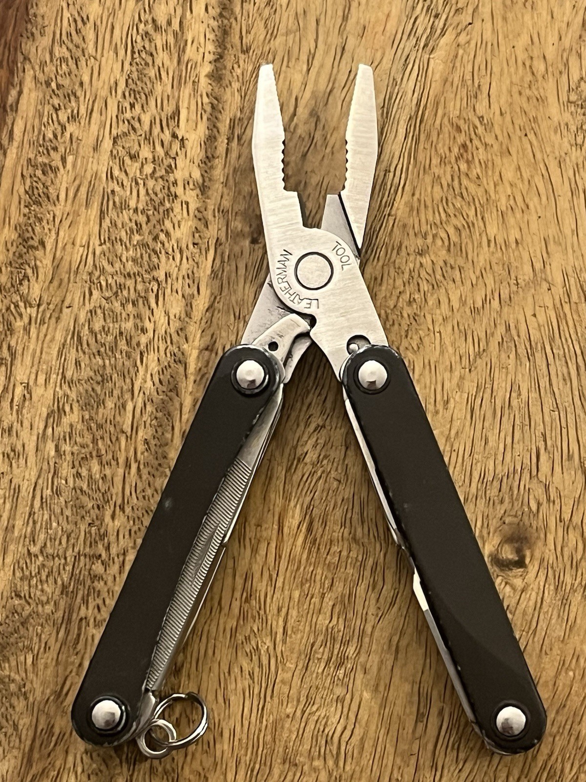 RETIRED Leatherman Squirt PS4 MultiTool Black DISCONTINUED SUPER NICE!