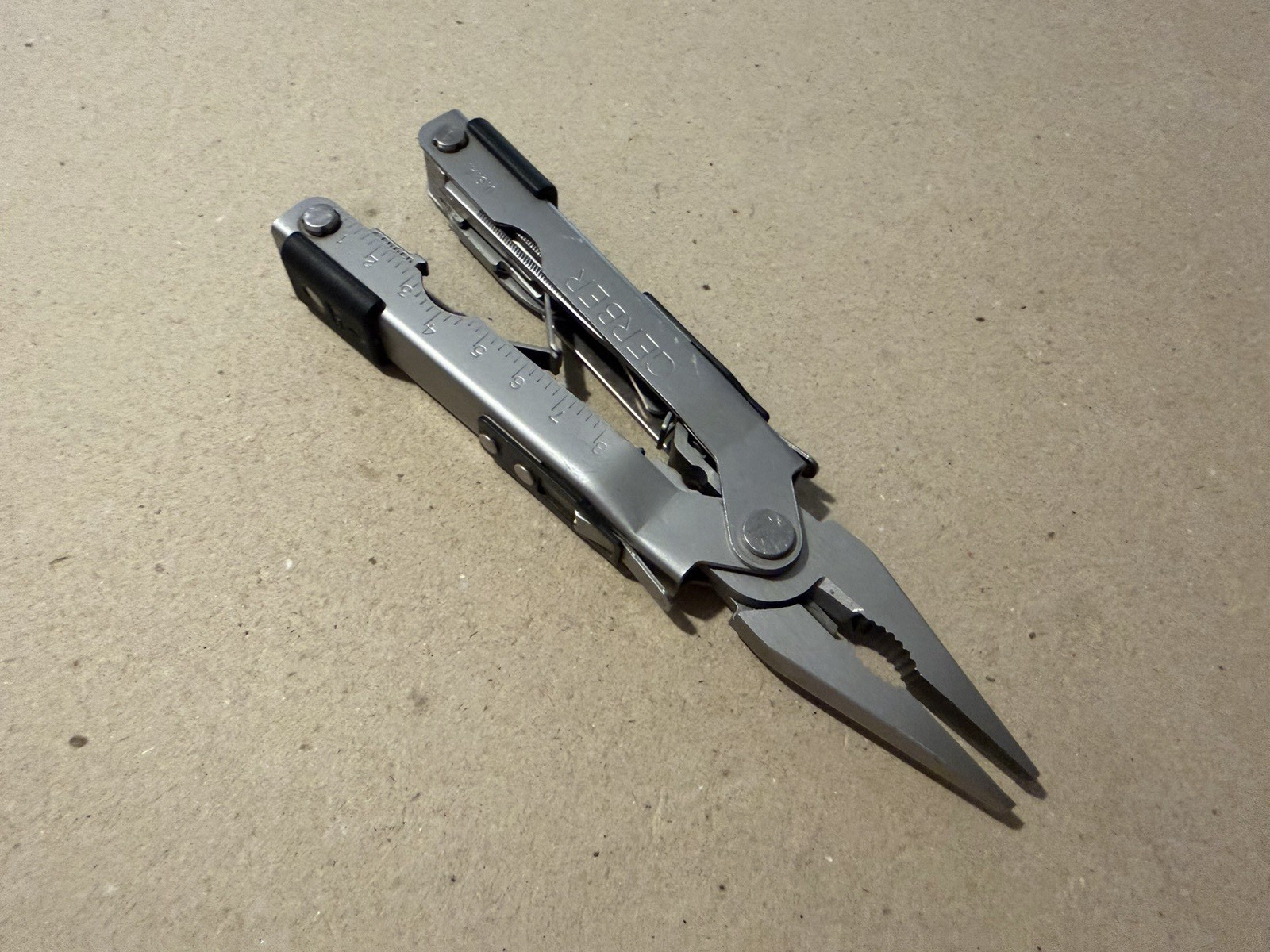 Gerber Evolution MP650 Military Model Multi-Tool Multi-Plier Needle Nose (Read!)