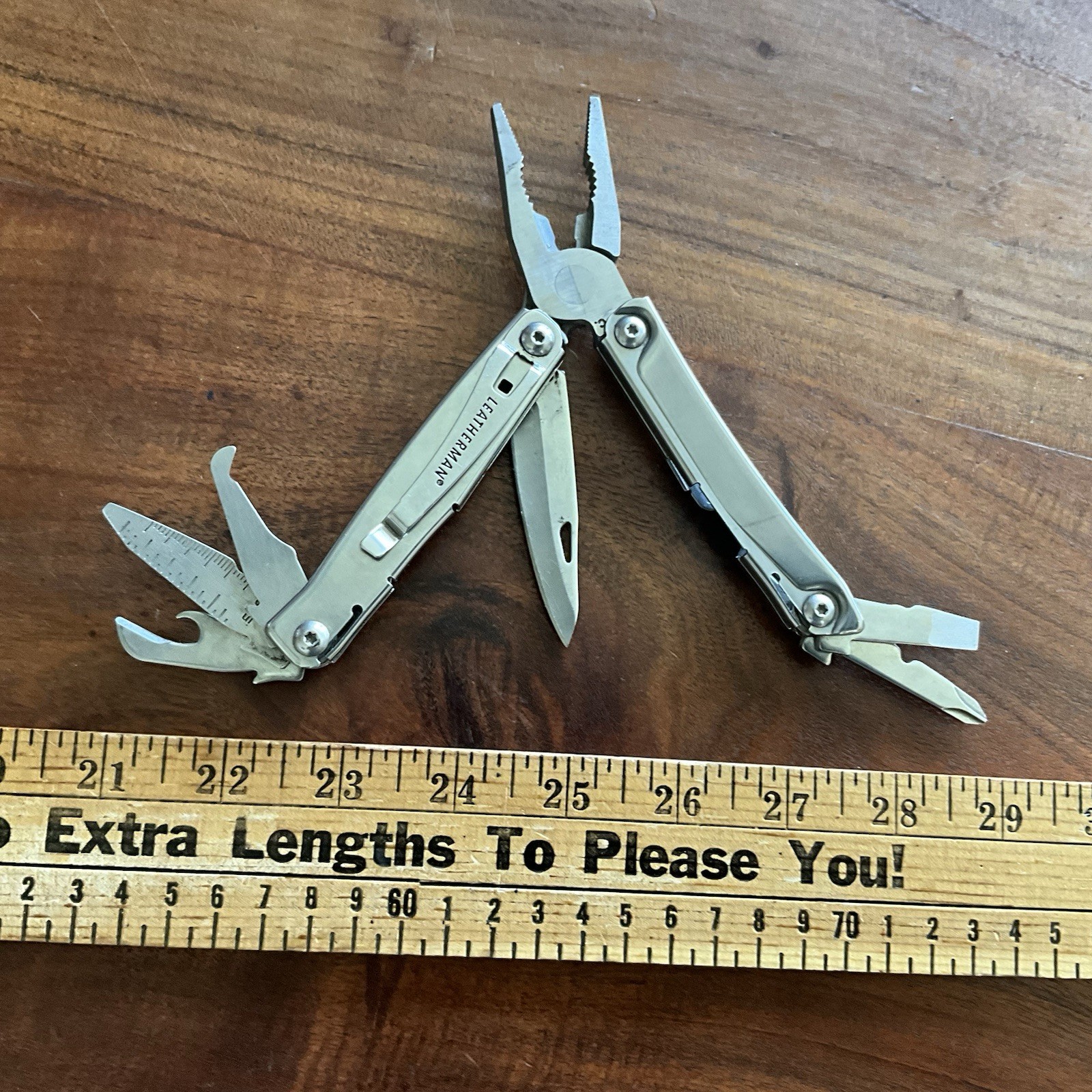 Leatherman Rev Multi Tool W Belt Clip Date Code 0415 (April 2015)
