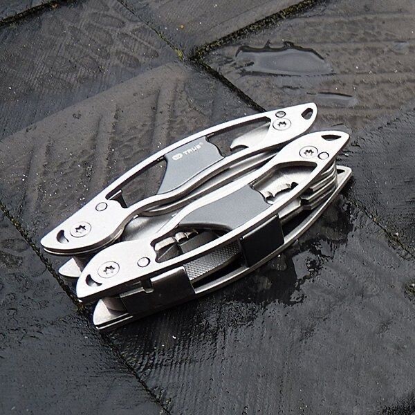 True Utility Framework Mini Key – Ring Multi-Tool with Waterproof Case CRACKED