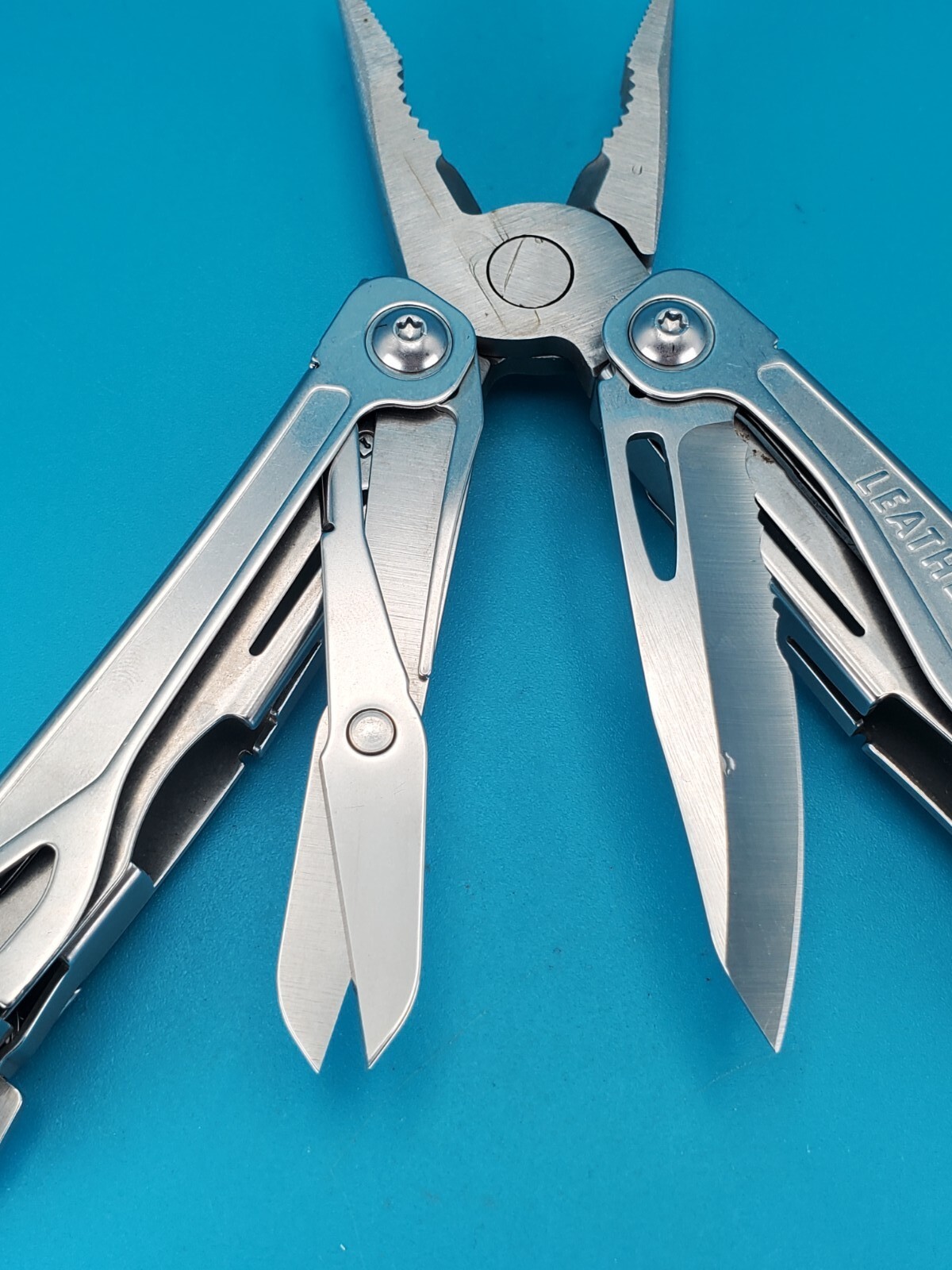 LEATHERMAN WINGMAN MULTI-TOOL! FAST SHIPPING! NORTH AMERICAN MINING