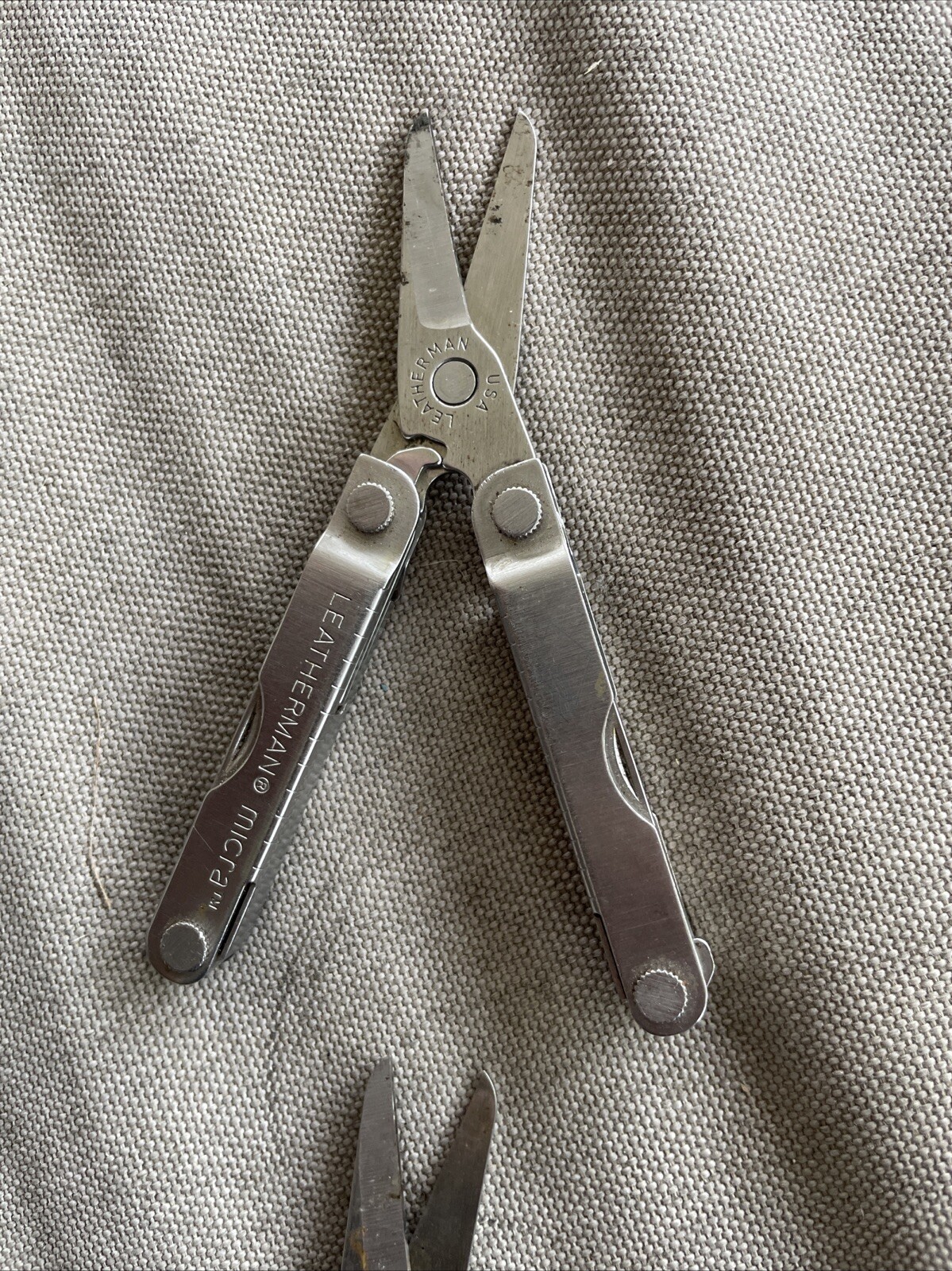 Nice Set Of Two Leatherman Micra Multi Tool Used (163)