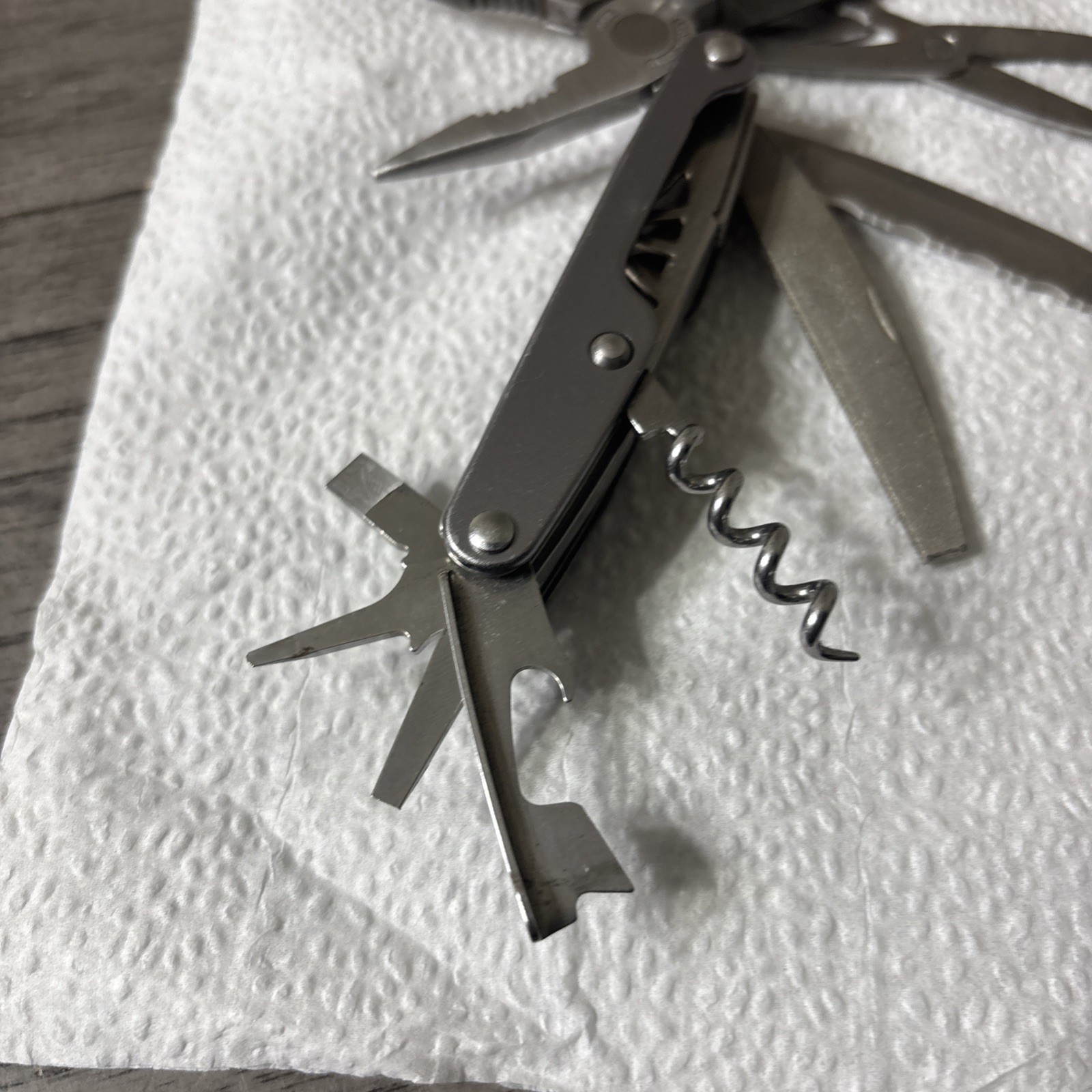 Leatherman Juice Xe6 Multi-Tool 18 Tools Gray