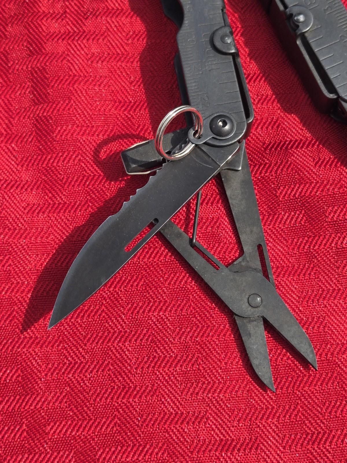 SOG PowerLock Multi-Tool Plier 18 Tools Black Compound Leverage w/Sheath EXC