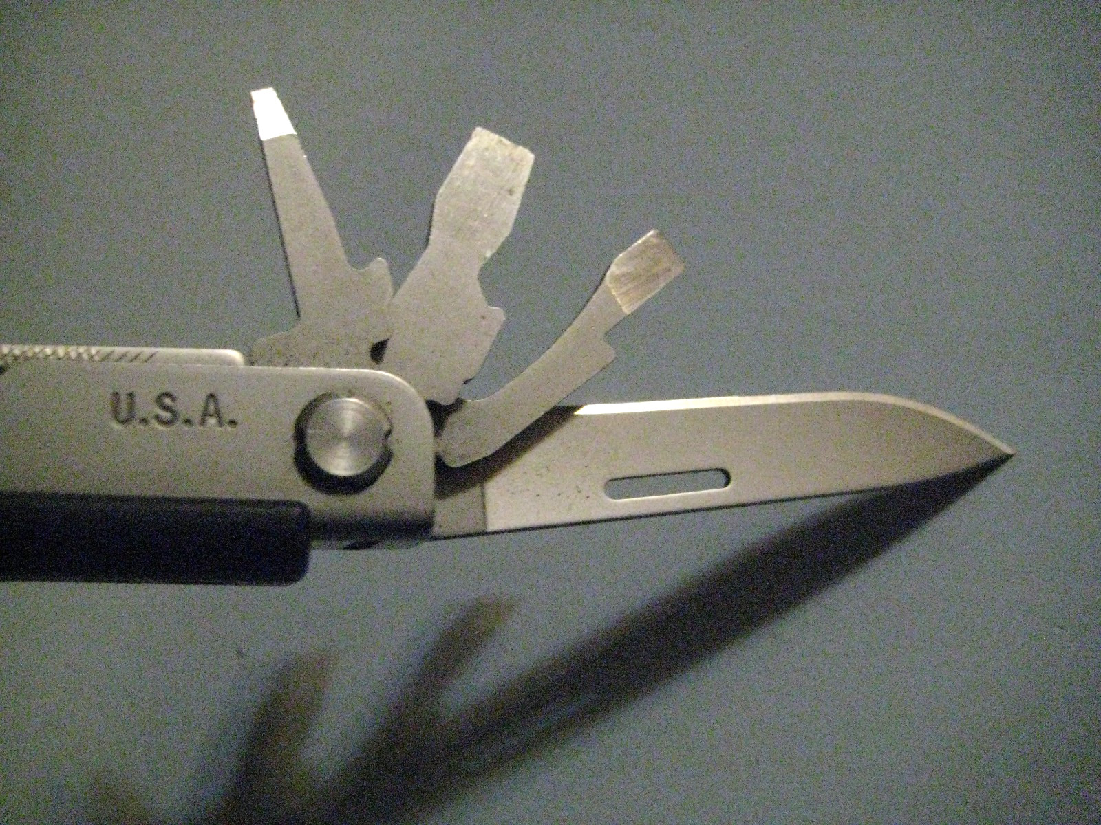 Ford Motor Company UAW GERBER Multi-Plier 600 MP600