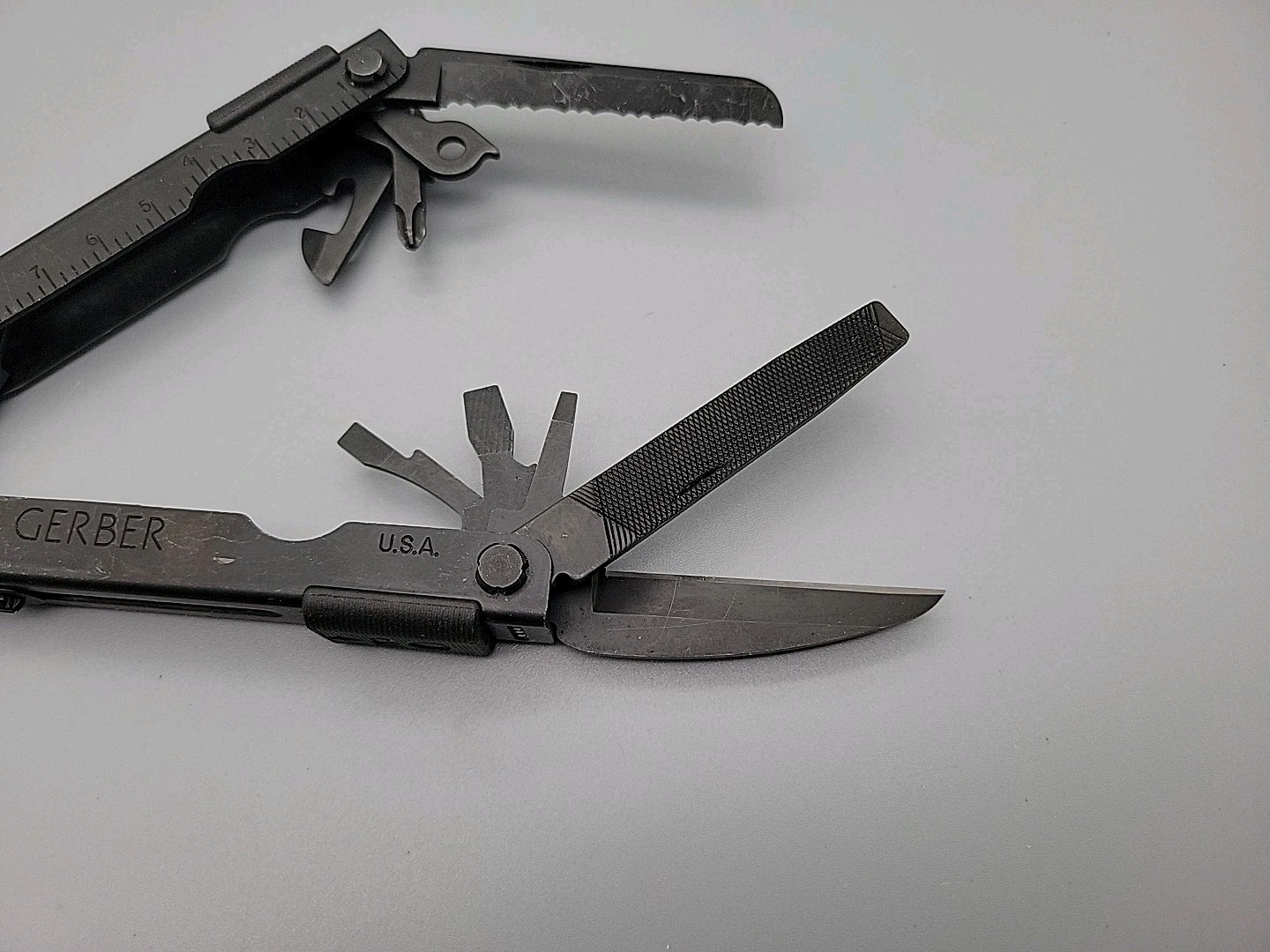 Gerber Multiplier MP600 Multi-Tool – Black – Needle Nose Carbide Cutter Pliers