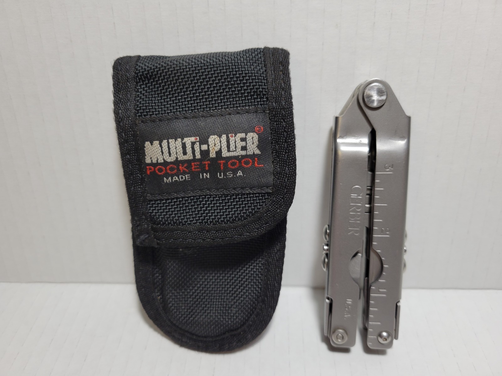 Vintage Gerber Multi Plier Tool Patent 5142721/5142844 with Sheath USA