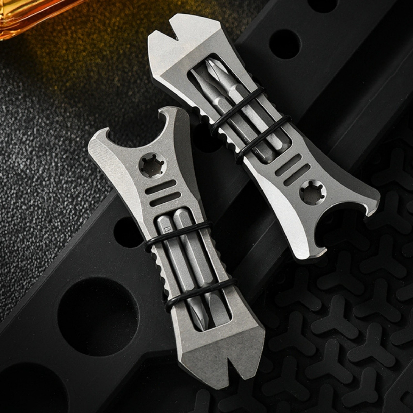 Titanium Alloy EDC Mini Pry Bar Multi-Tool Bottle Opener with 2 Screwdriver Bits
