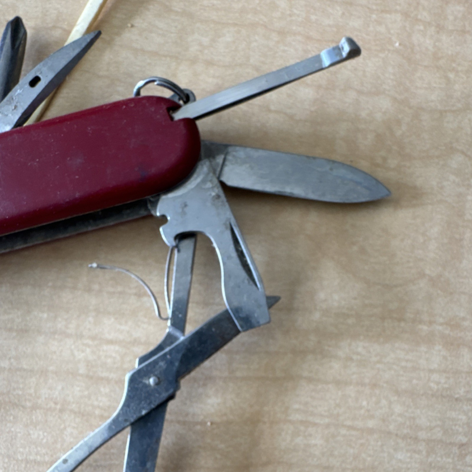 Victorinox Swiss Army 9-Tool Multi-Tool Knife 2.5in Blade Red Scissors File