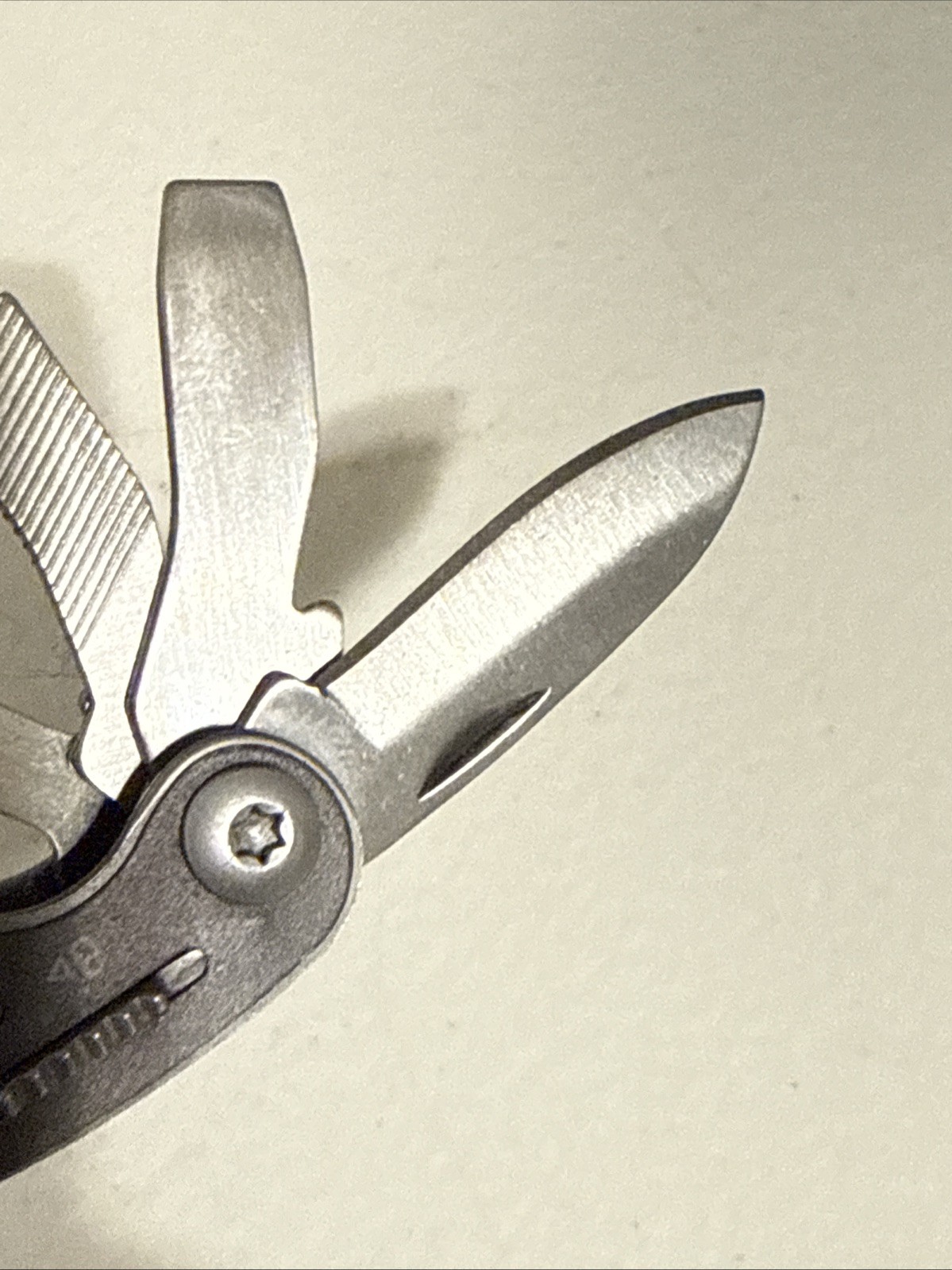 Gerber Curve multi-tool, silver and gray
