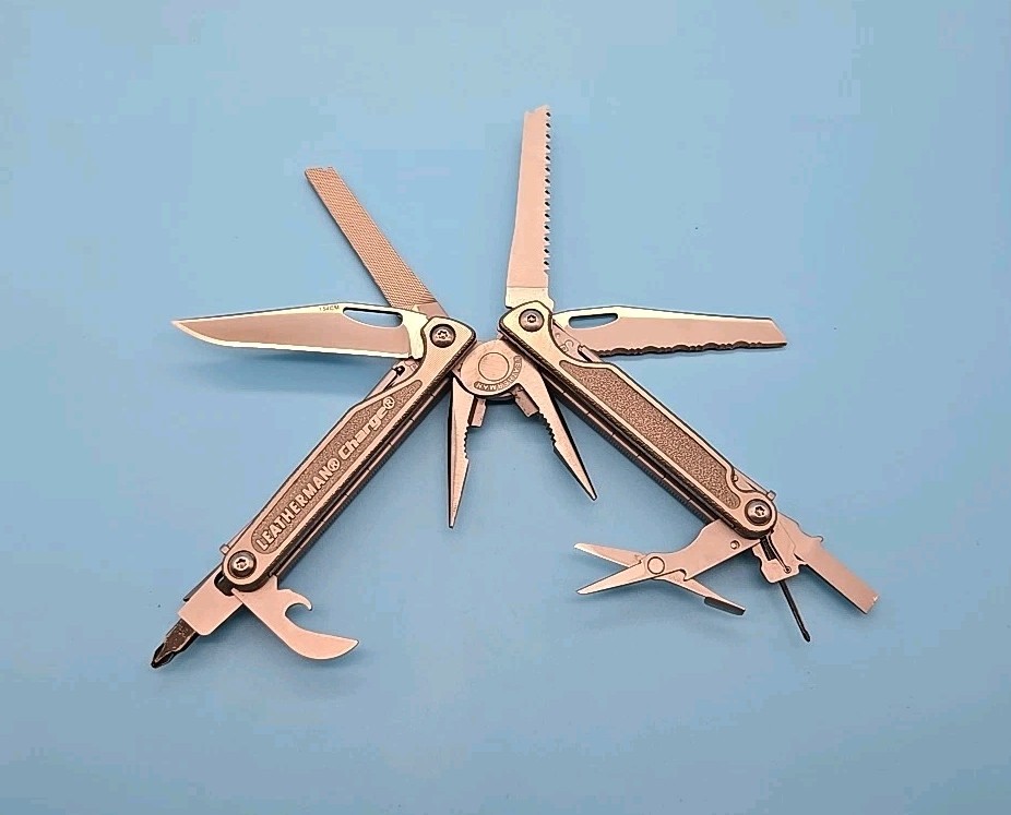 Leatherman Charge Ti Multi-Tool w/ Sheath – Dated 0205 – 154CM Blade – Retired