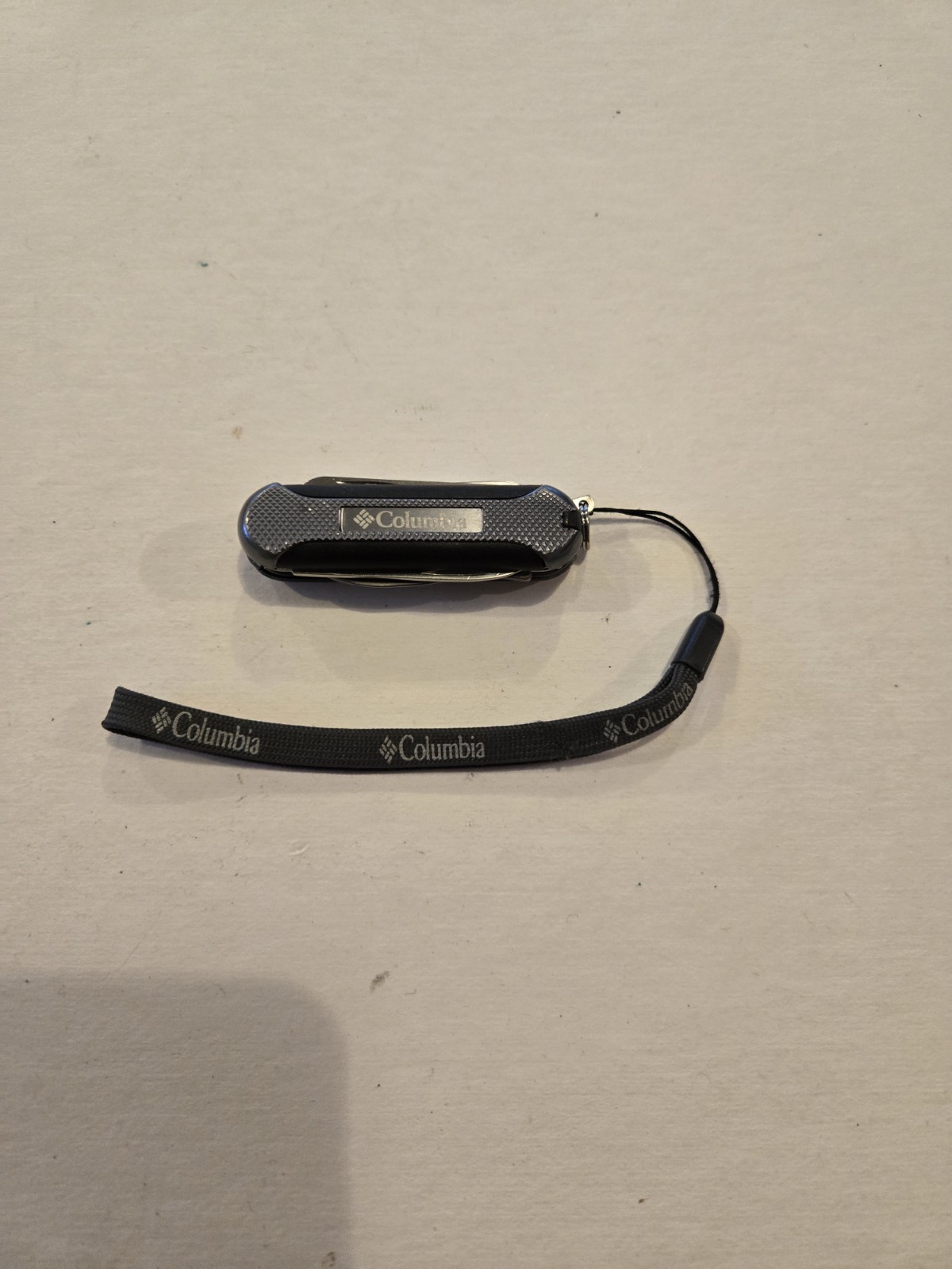 Columbia Sportswear Company Black 10-Function Pocket Tool w/ LED Light