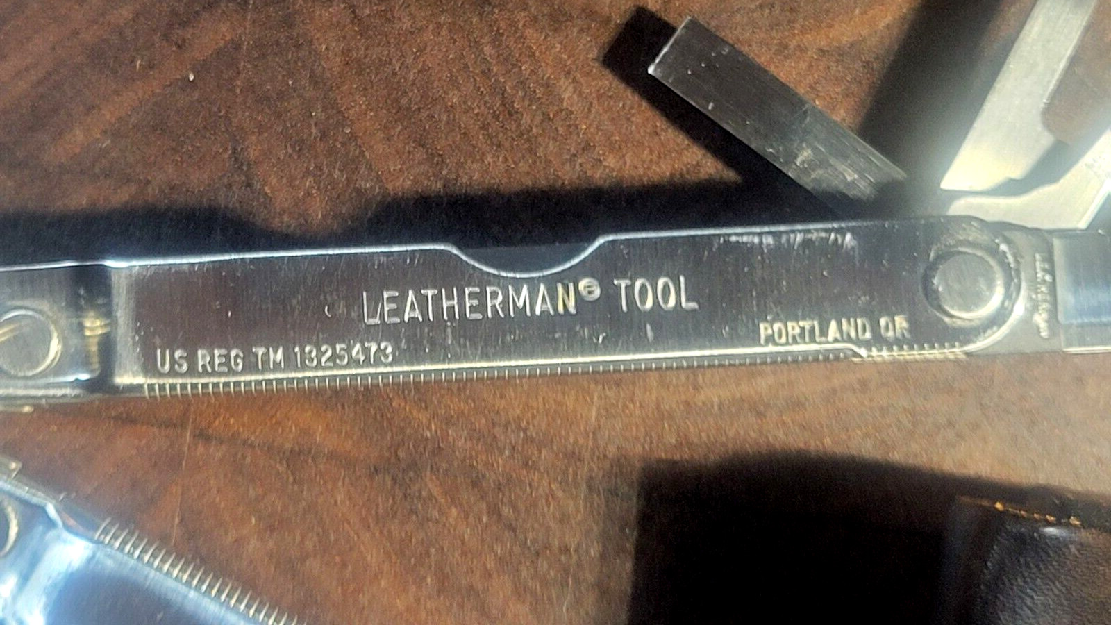 Vintage Original Leatherman Multi Tool Portland OR TM 1325473 W Original Case.
