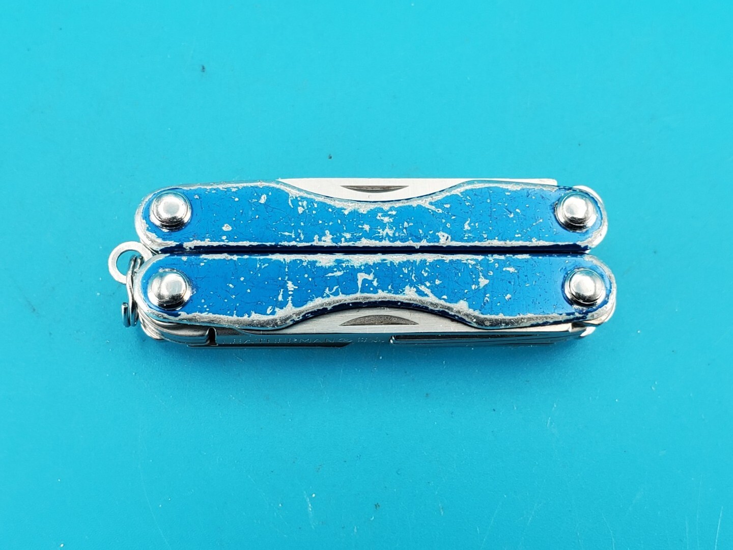 Leatherman “Squirt S4” Stainless Steel Multi Tool! BLUE!