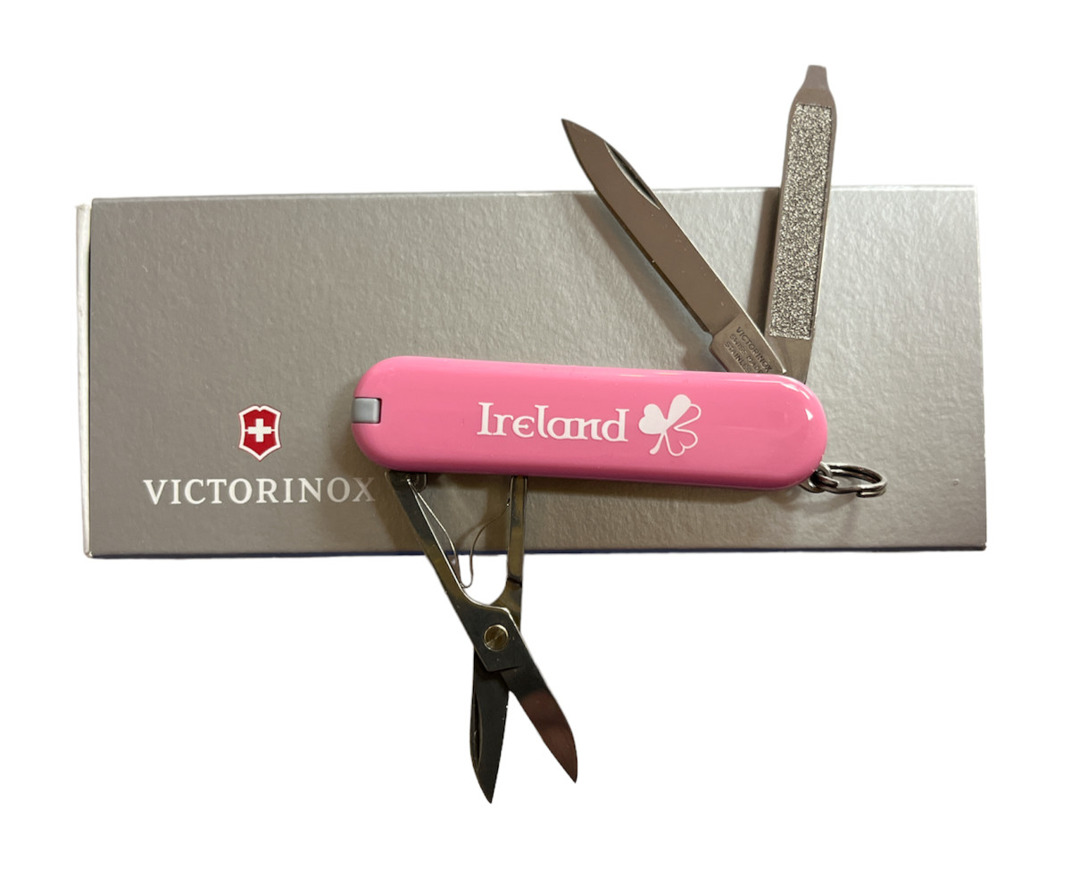 Victorinox IRELAND pink CLASSIC pocket swiss knife NEW Irish exclusive