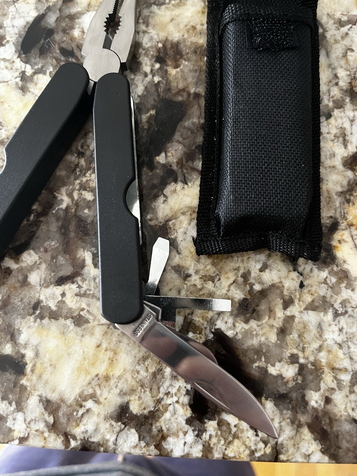 Pre-owned Never Used Hand Multi-Tool with Case Belt Loop Black Handle Nylon Case