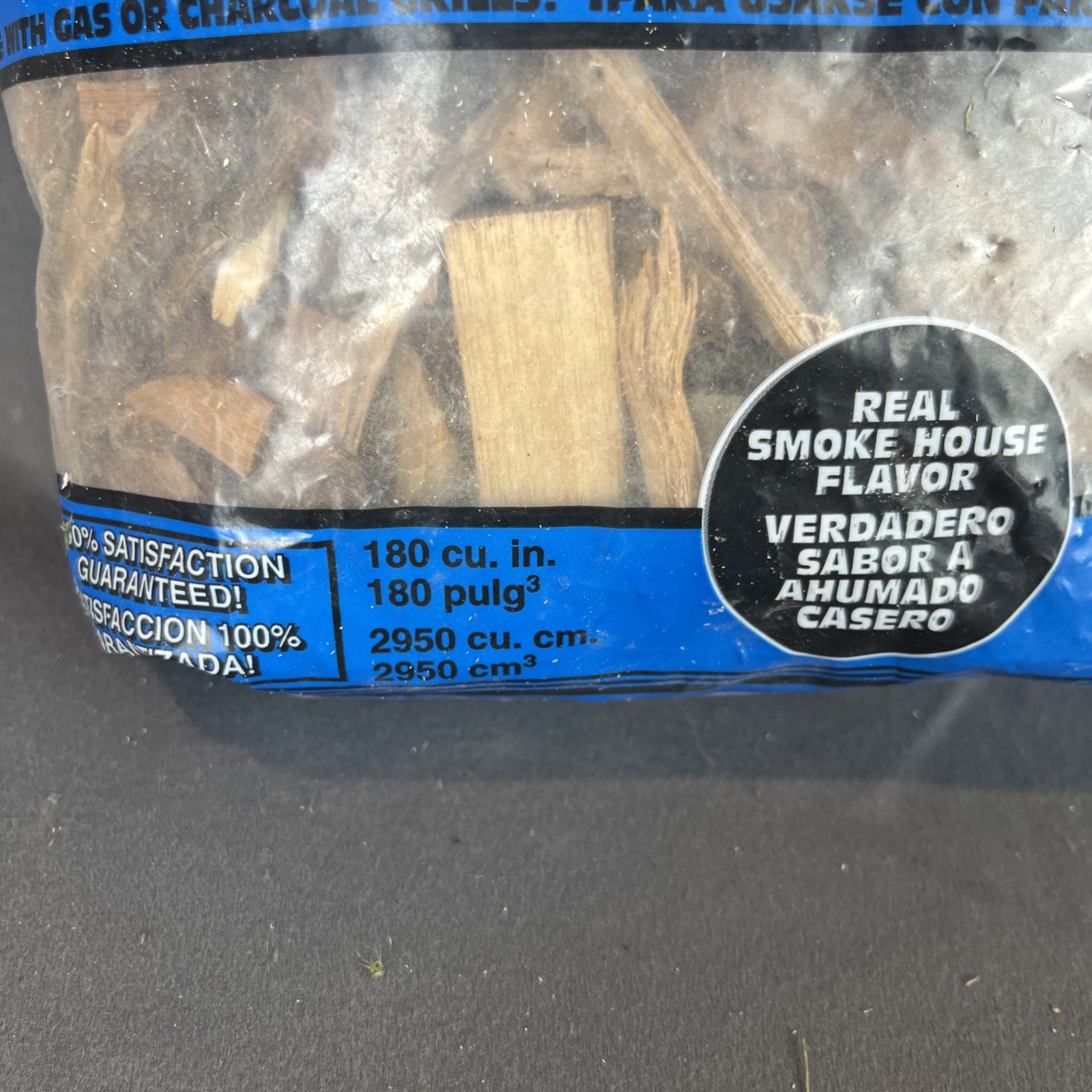 Cast Iron Grill Smoke Box Wood Chip Holder Smoker+ Hickory Smoken Chips Set