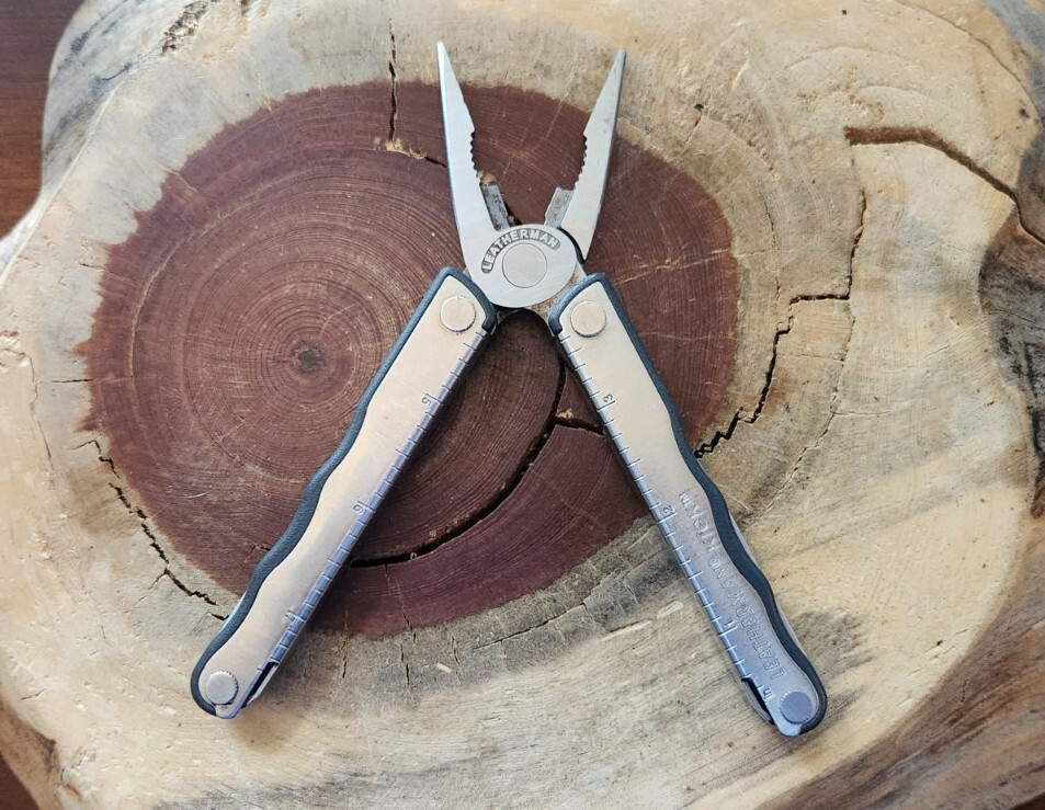 Leatherman KICK Multi Tool Multitool Knife Pliers – Great Condition – K27