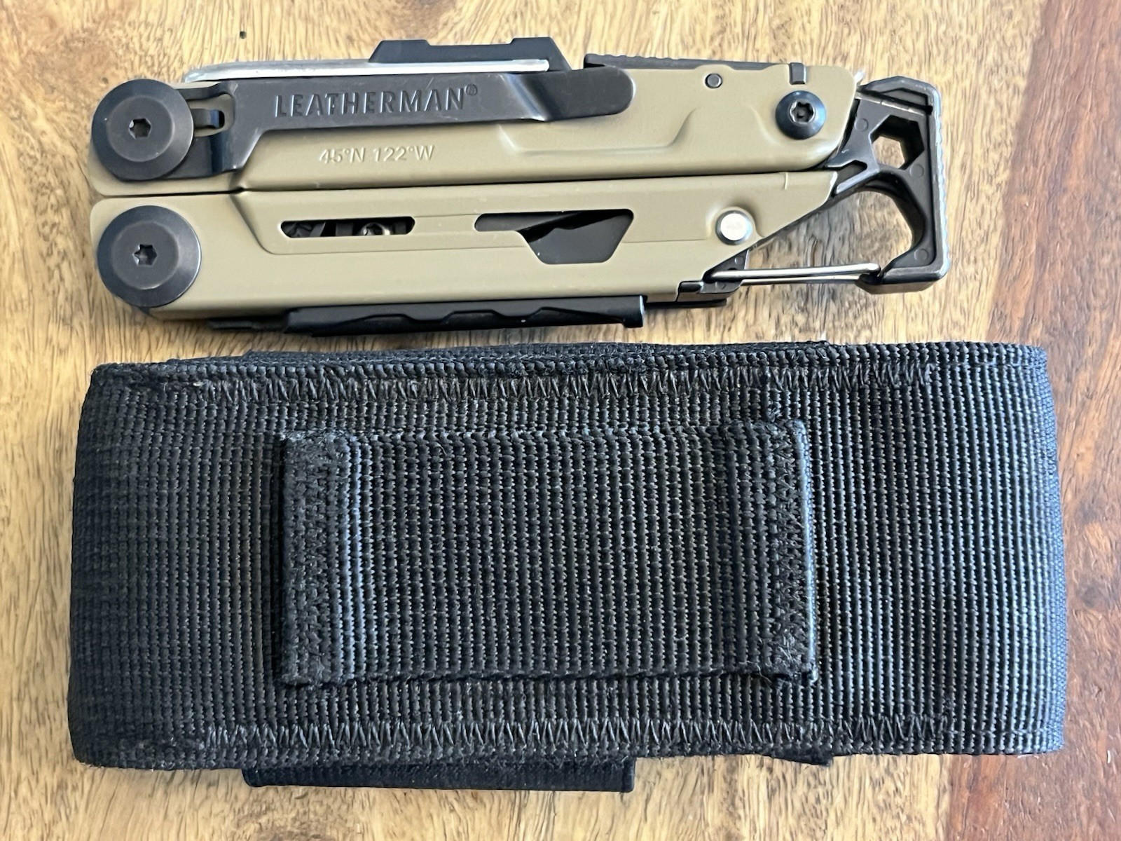 08/2022 Leatherman Coyote Tan Signal Multi-Tool Excellent!!! w/Beautiful Sheath