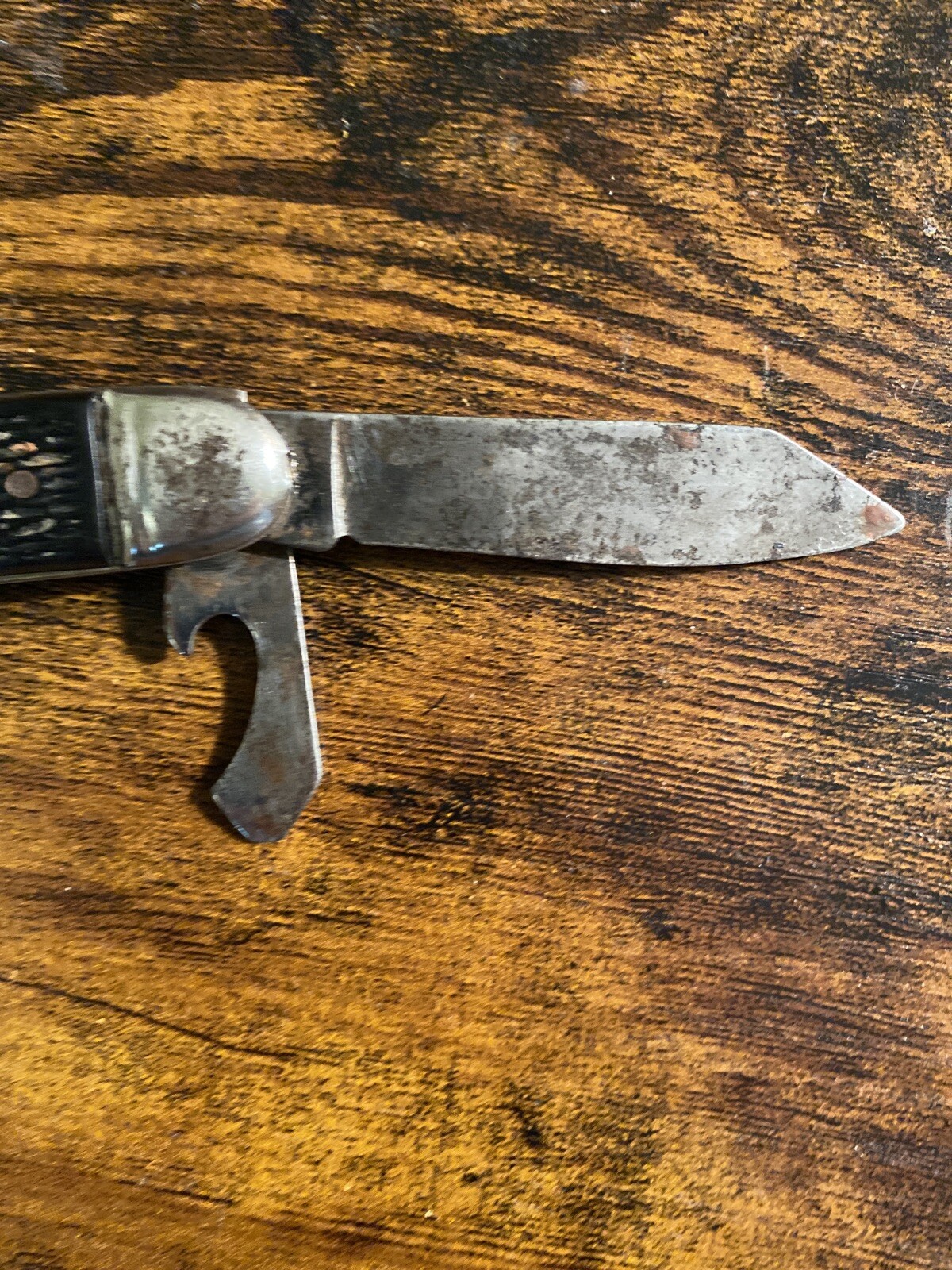 The Ideal Camper Knife-multi Tool