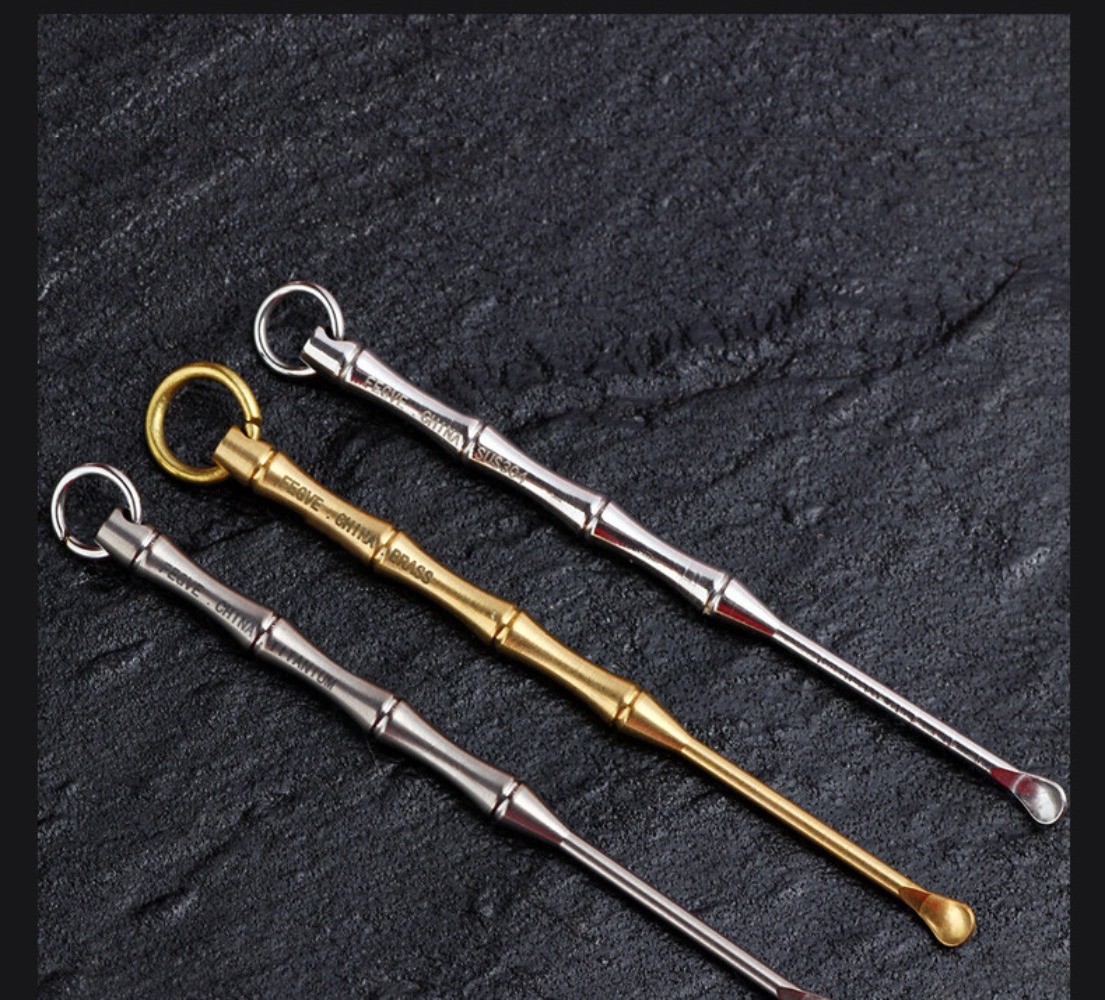 EDC Titanium Ear Pick Scoop Cleaner Mini Portable Earpick Accessory Outdoor