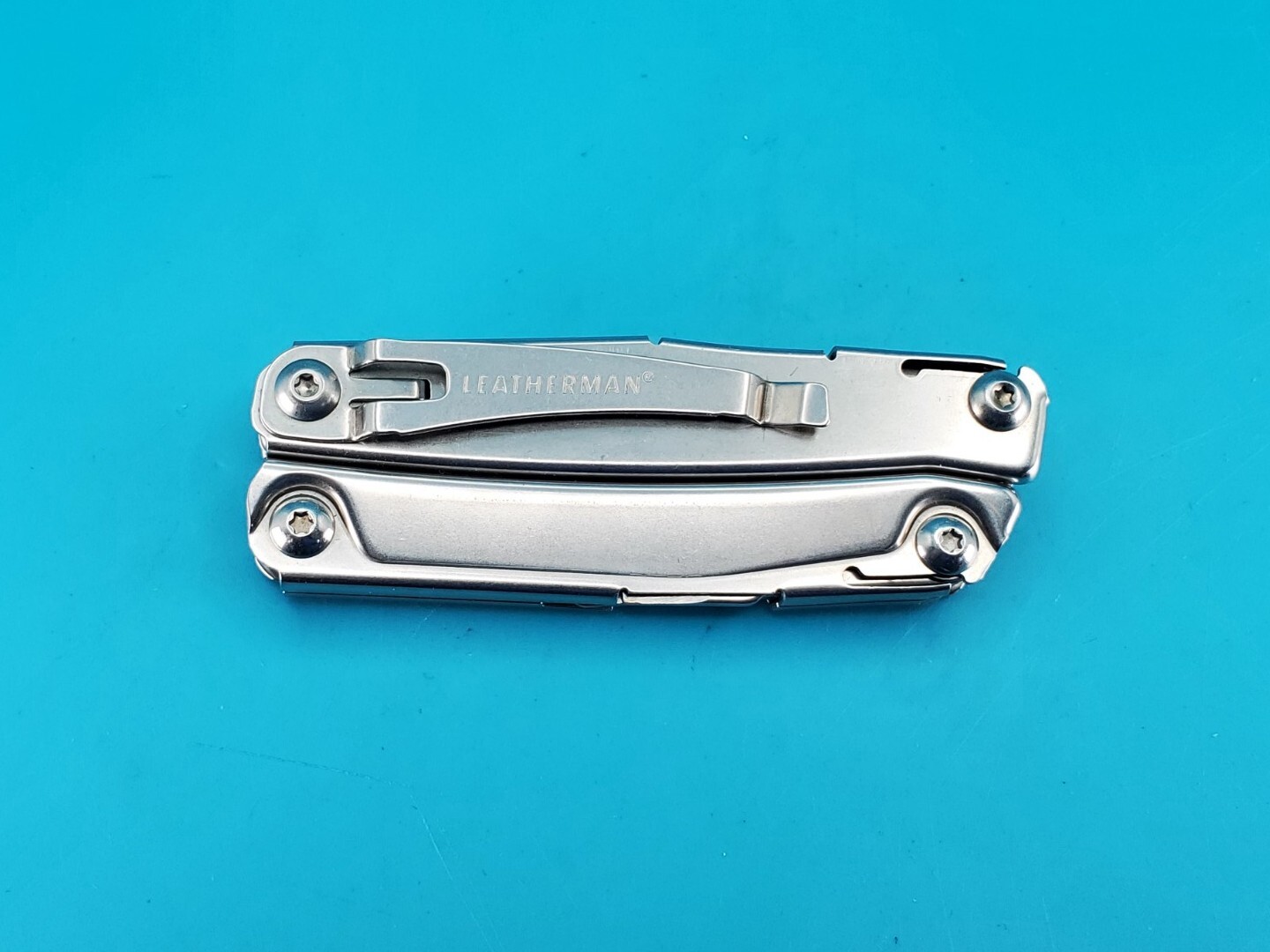 Leatherman Rev 3.8″ Multi-Tool, Stainless! EXCELLENT!